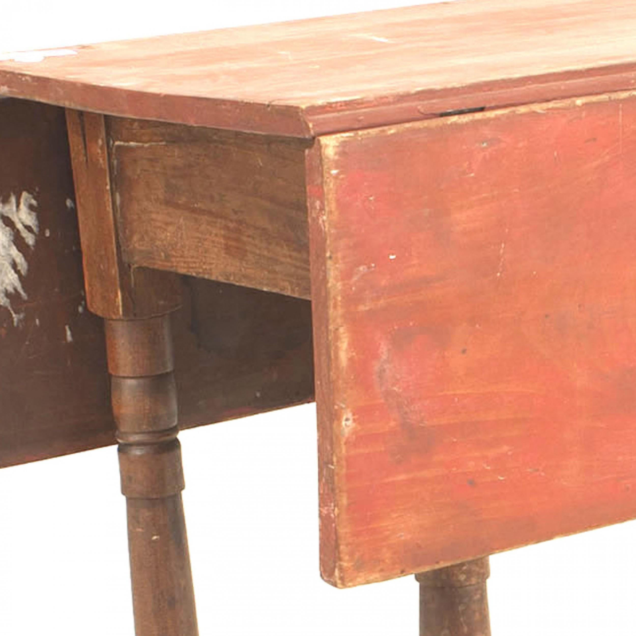 American Country Rustic Red Painted Drop Leaf Table In Good Condition For Sale In Queens, NY