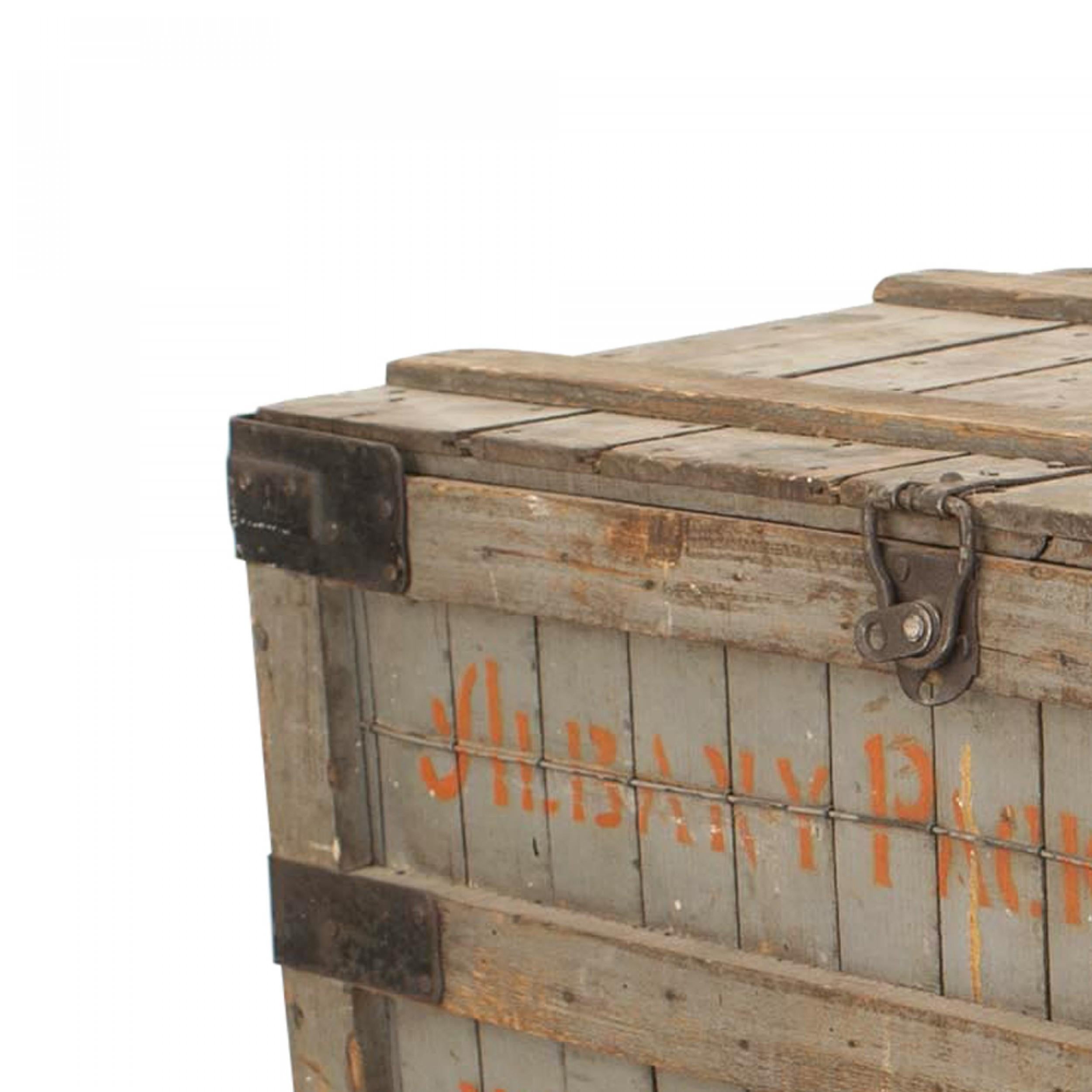 Hand-Painted American Country Slat Trunk For Sale