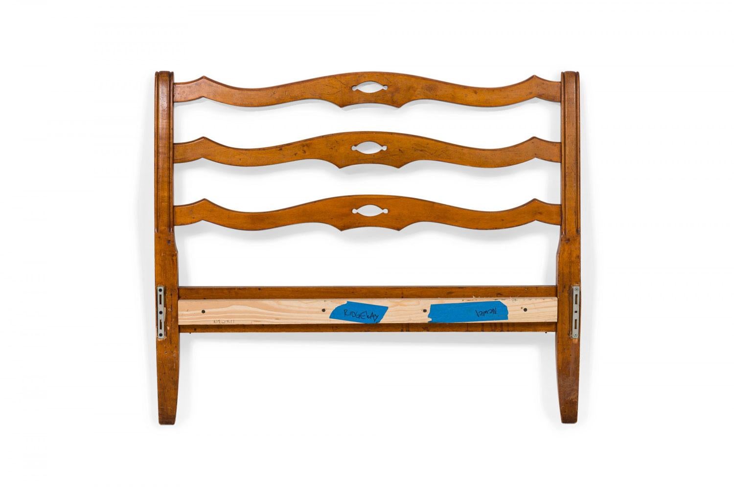 Érable American Country Style Maple Twin Size Bed en vente