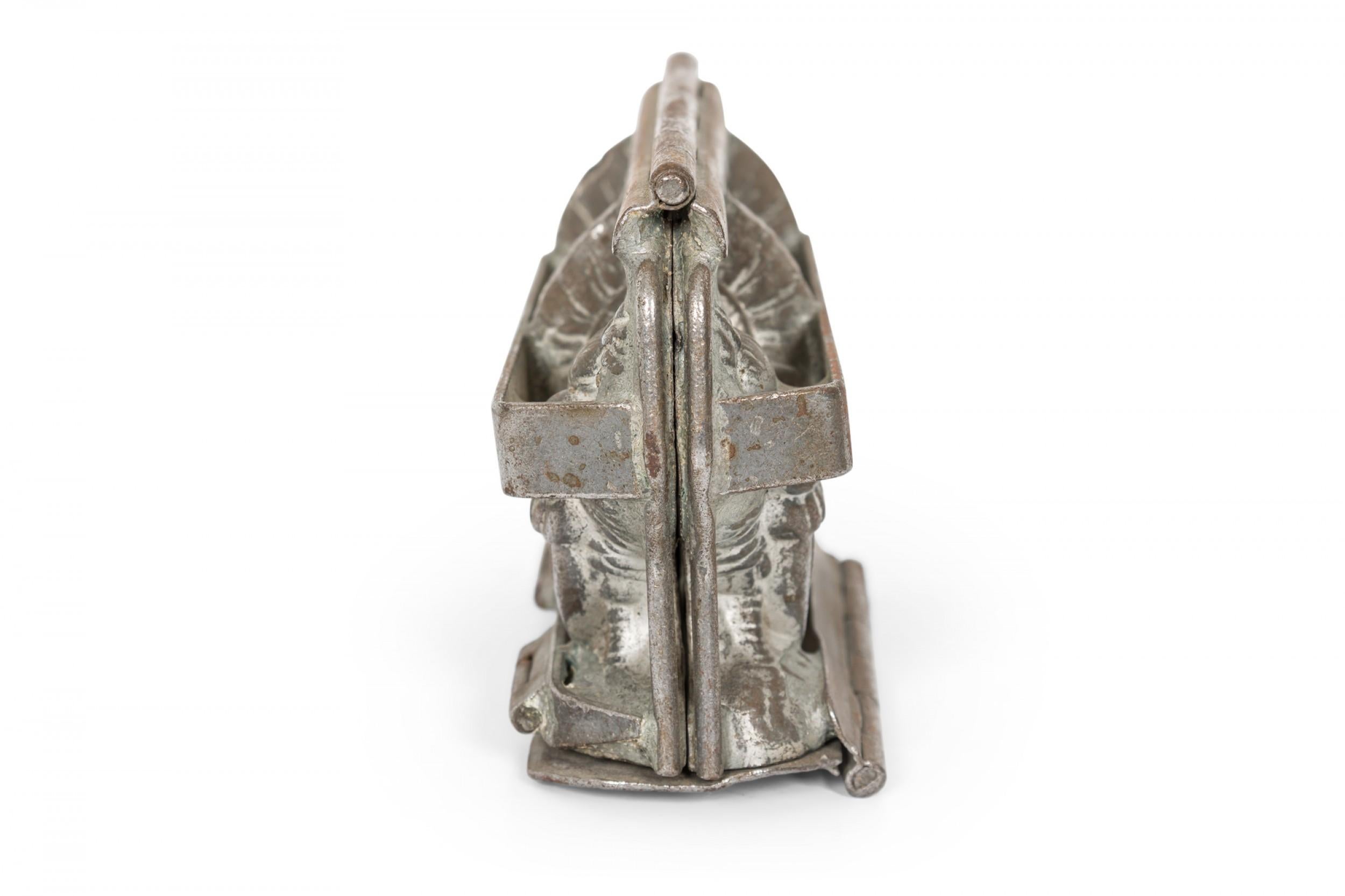 Molde de Chocolate con Forma de Pavo American Country en Bueno estado para la venta en Queens, NY