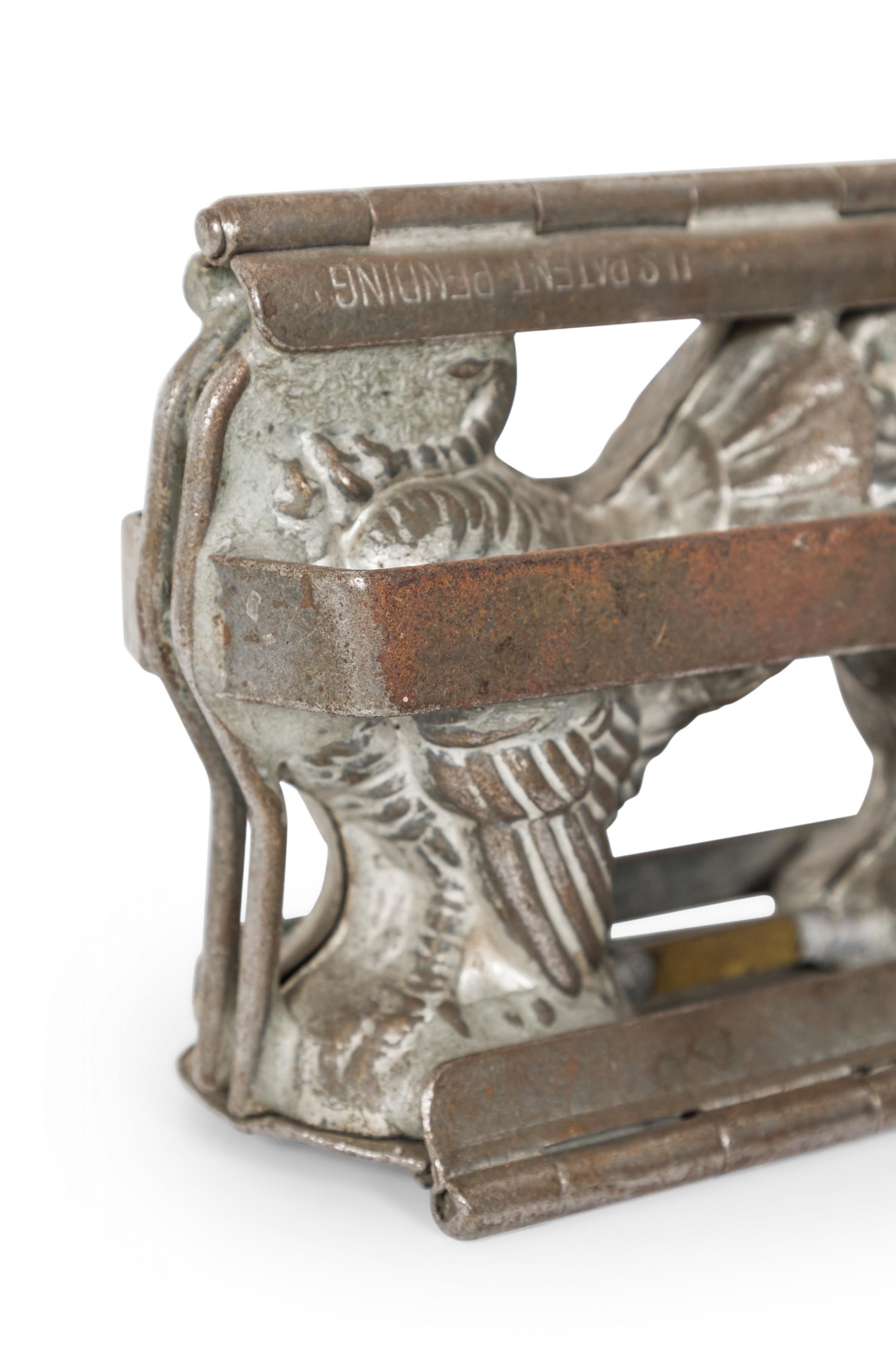 Molde de Chocolate con Forma de Pavo American Country siglo XX en venta