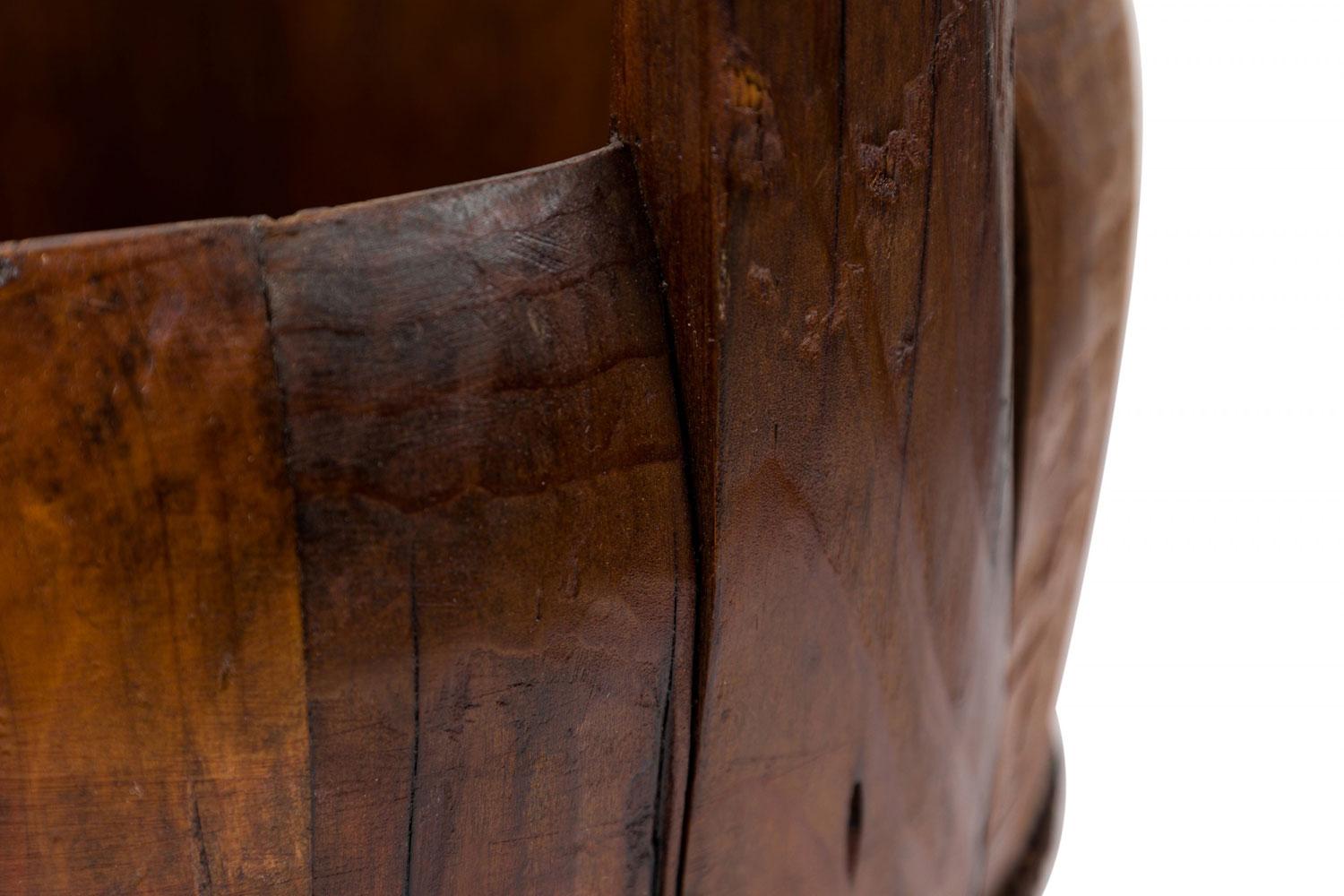 Porte-parapluies en bois avec poignée en vente 1