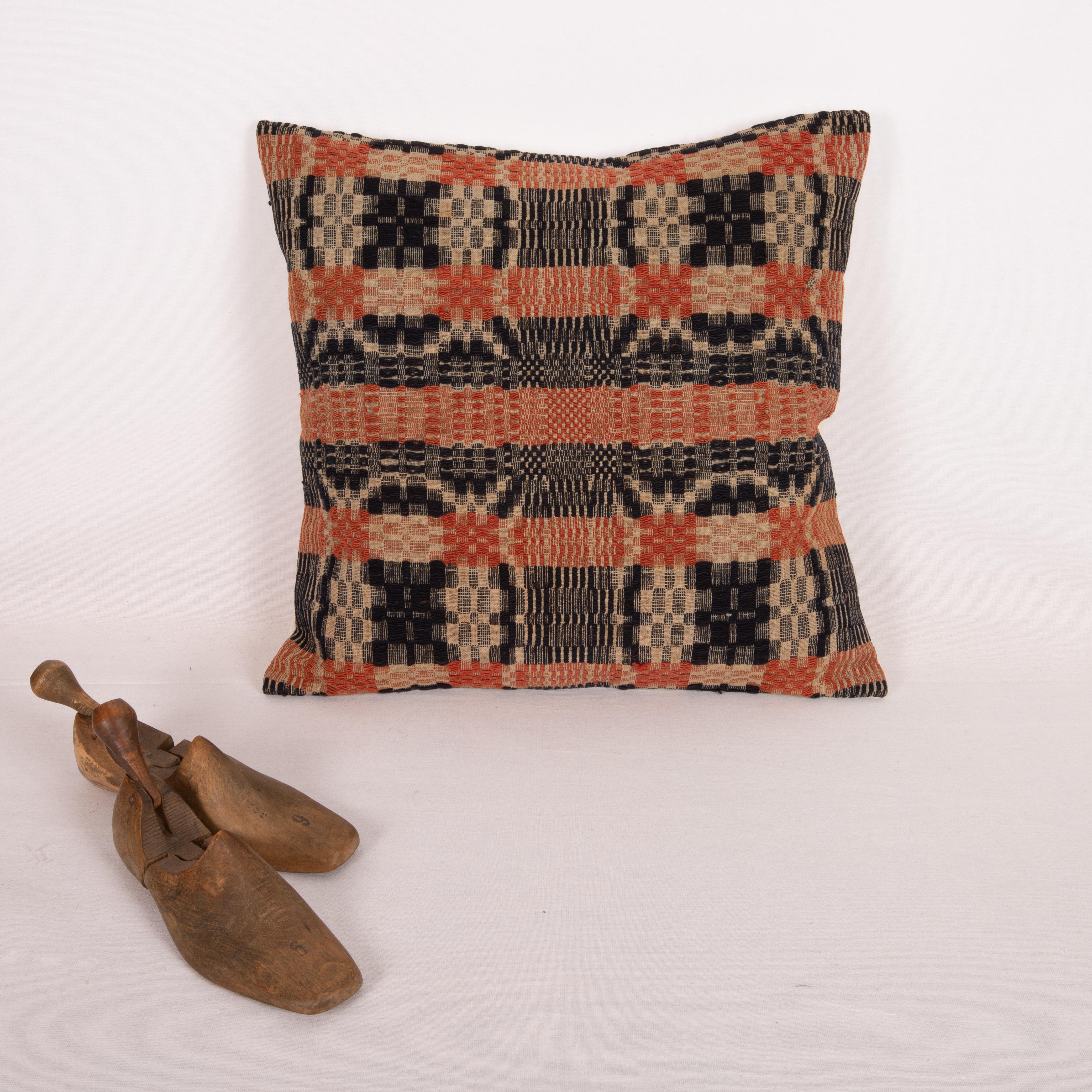 American Classical American Coverlet Pillow Cover, North America, 19th C For Sale