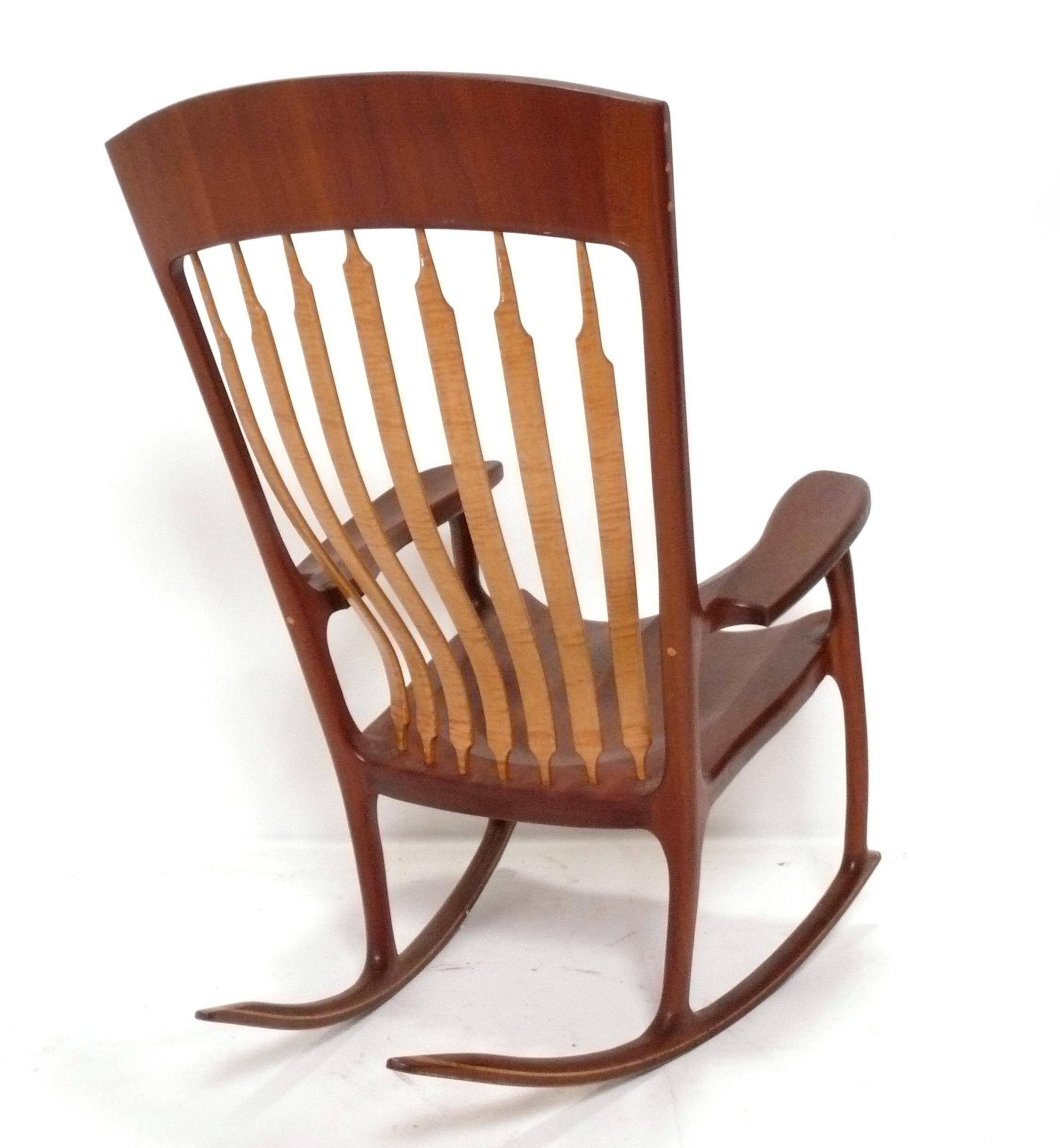 American Craft Schaukelstuhl oder Wippe von Ken Vick im Zustand „Gut“ im Angebot in Atlanta, GA