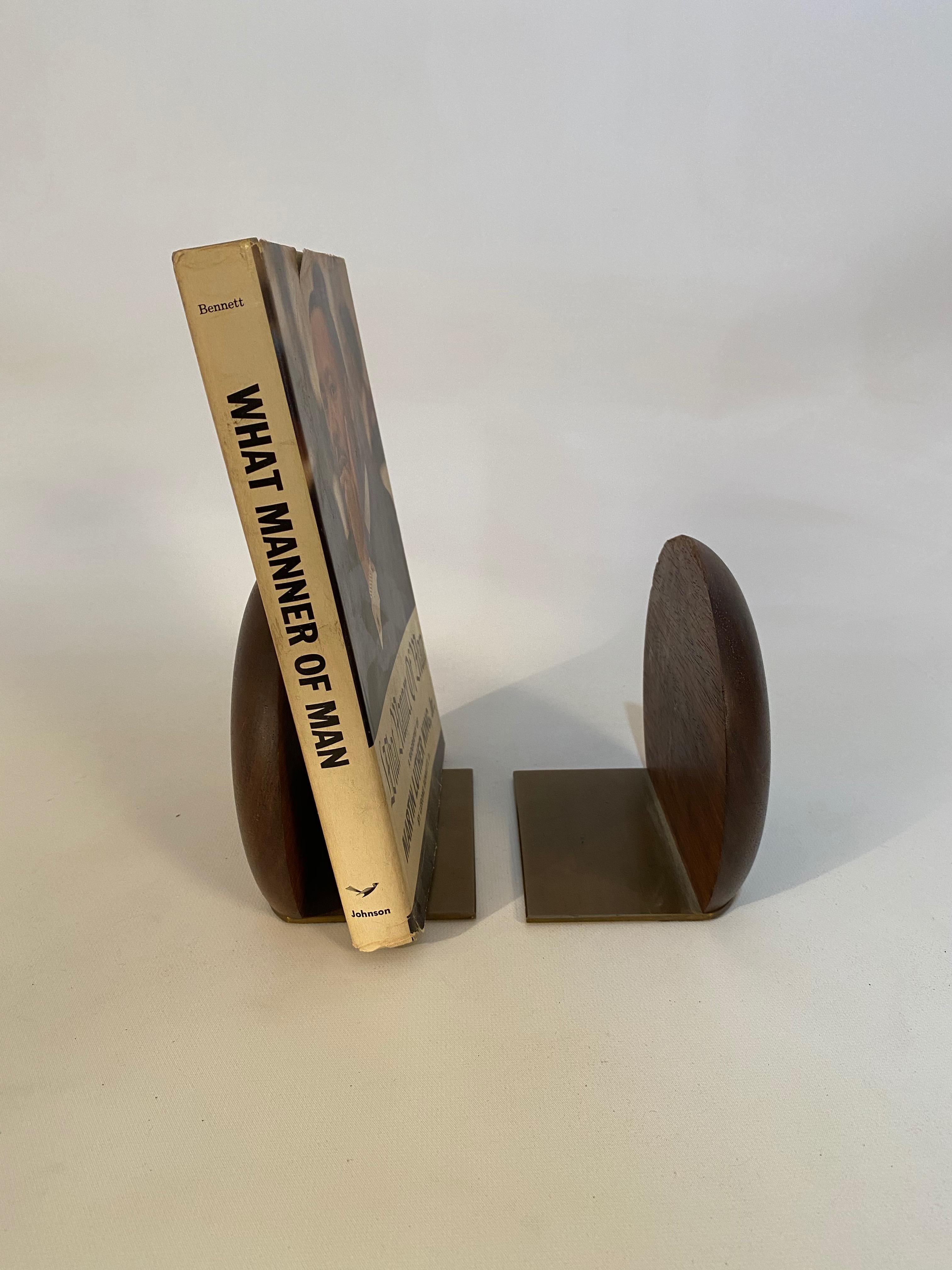 American Crafts Movement Wenge Wood Bookends In Good Condition In Garnerville, NY