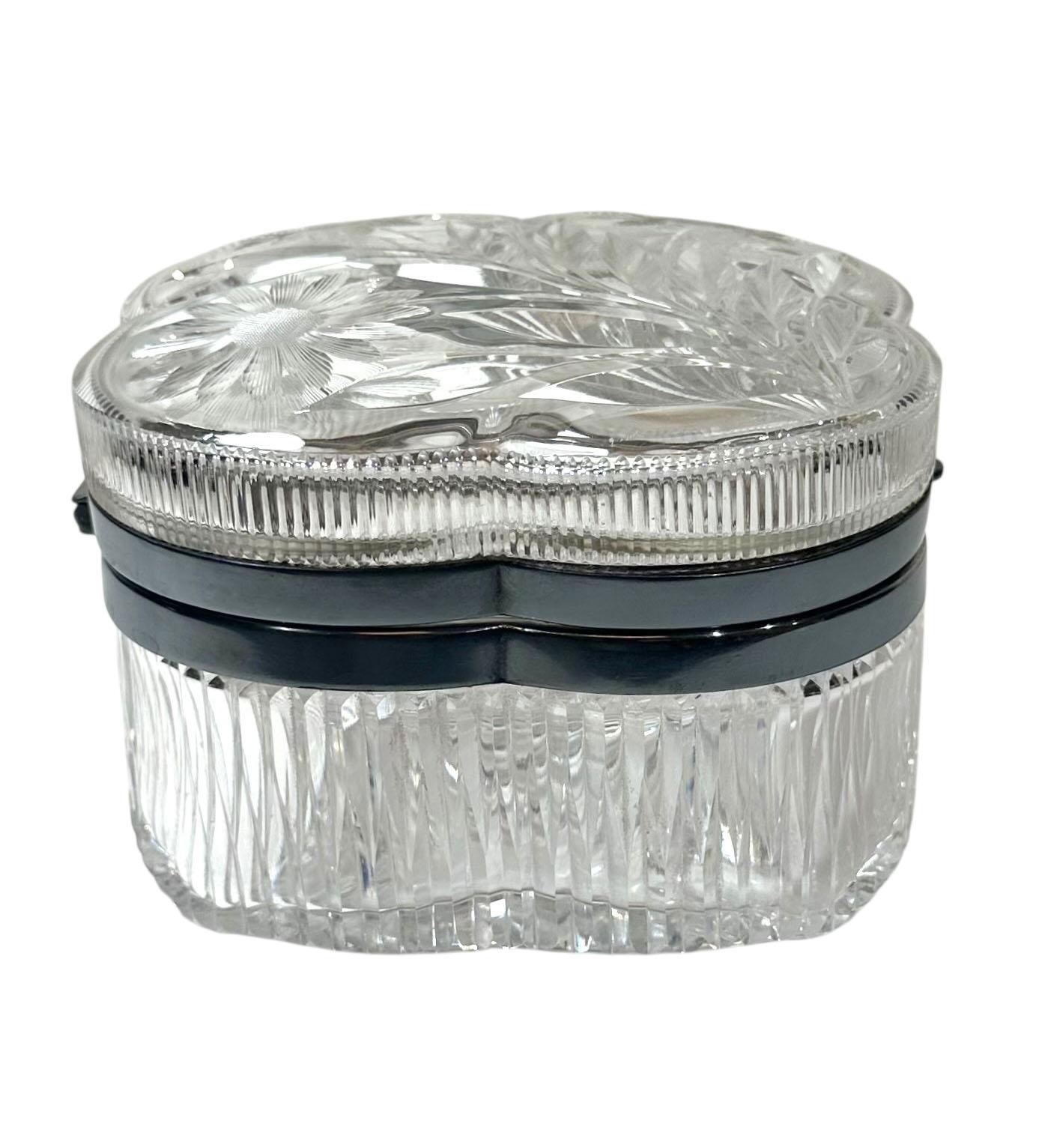 American Cut Crystal Box with Silver Plate Edge For Sale 4