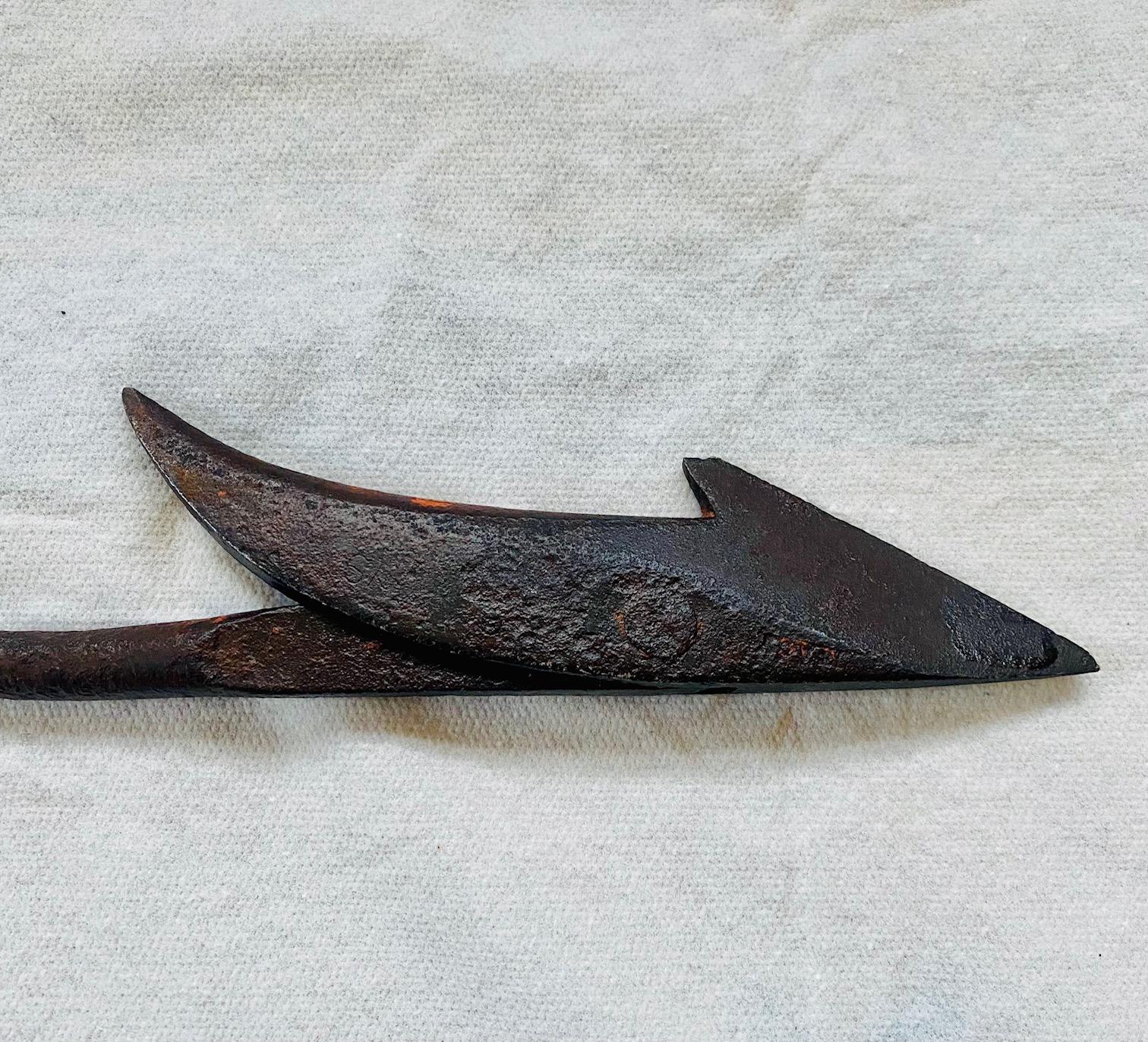 Antique American Darting Gun Toggle Iron Harpoon, made by E.B. and F. Macy, New Bedford, for the Larboard Boat on the Whaling Bark Sunbeam (1856 - 1908), having an improved toggle head with acute barb (standing nearly at a right angle), and an