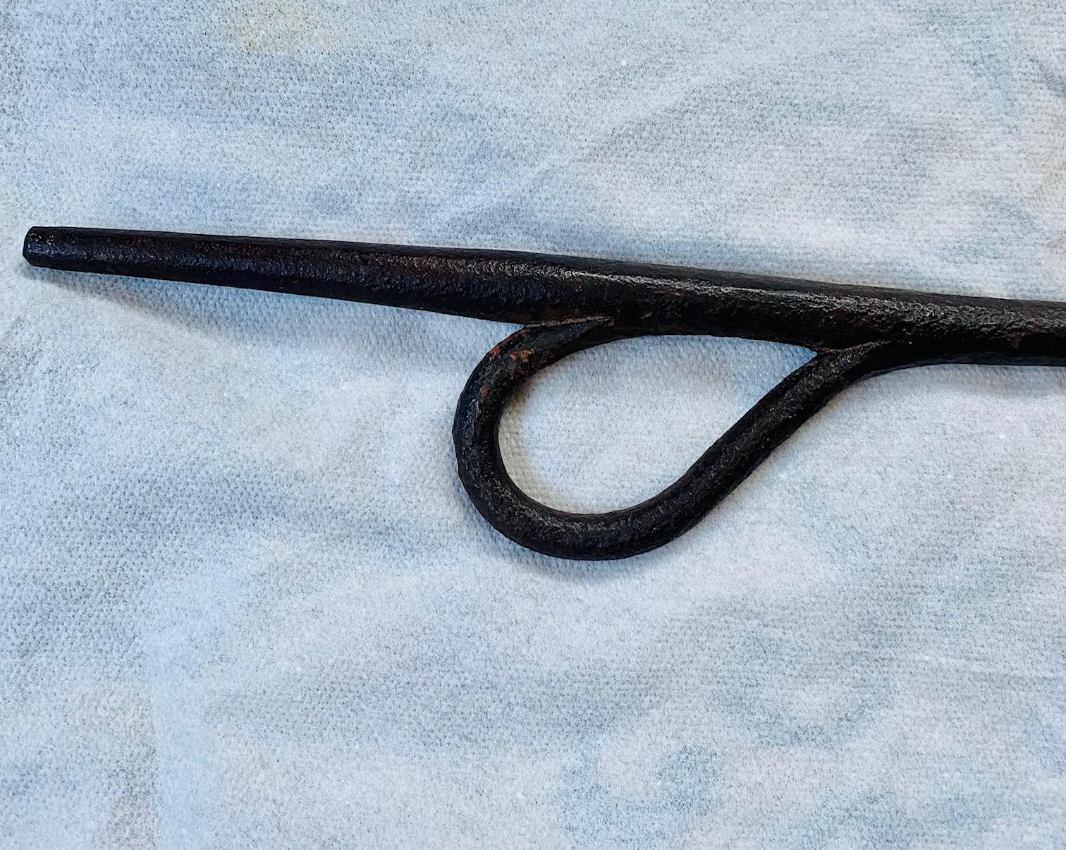 American Darting Gun Toggle Iron Harpoon, Marked Macy, for Bark Sunbeam In Good Condition For Sale In Nantucket, MA