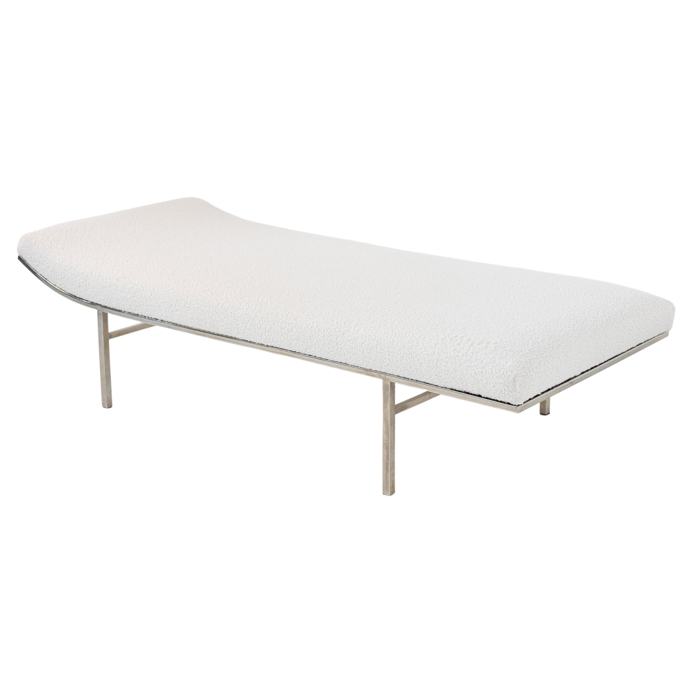 American Daybed by Jules Heumann in White Bouclè and Steel For Sale