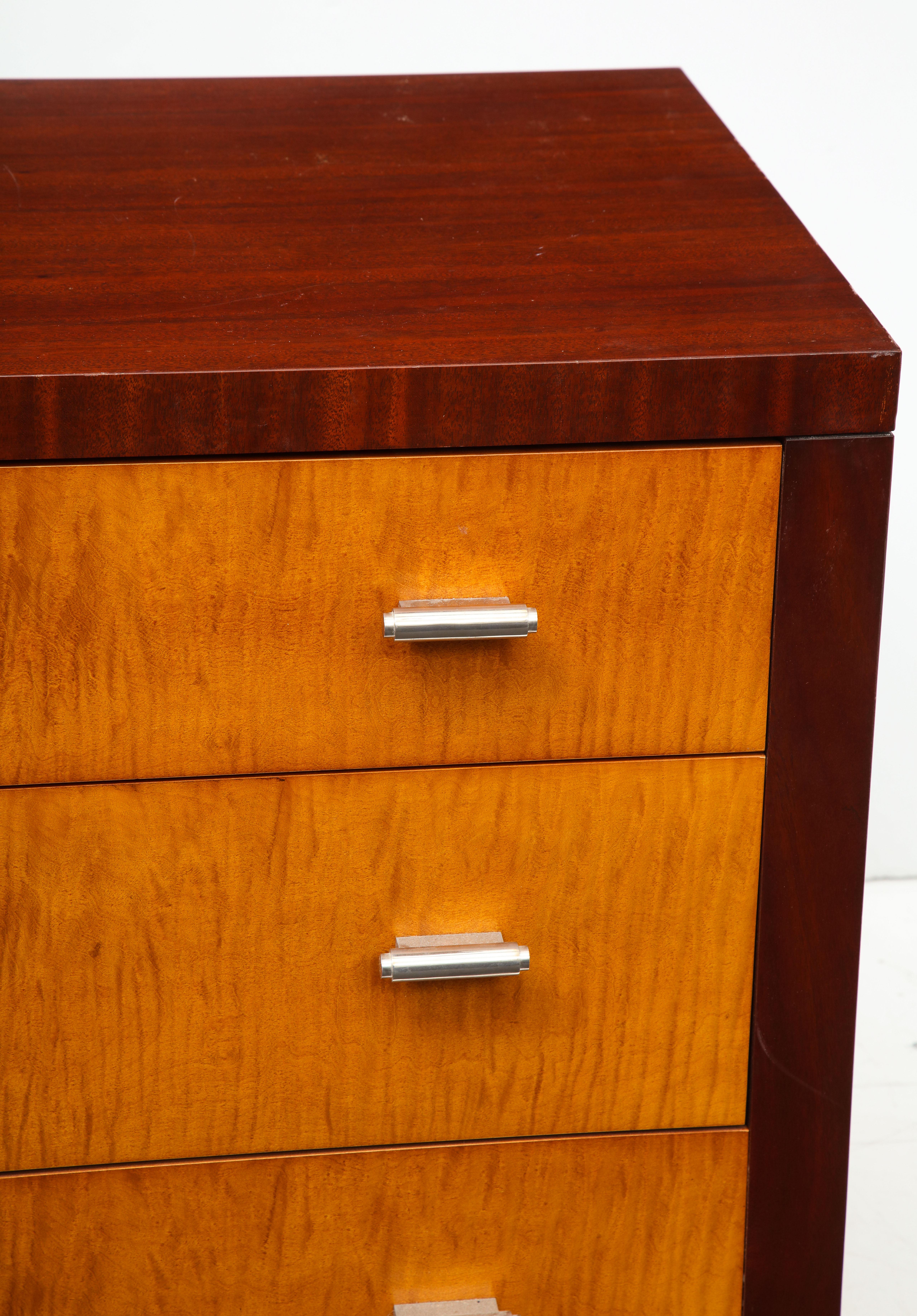 Mid-20th Century American Deco Chest of Drawers by John Widdicomb