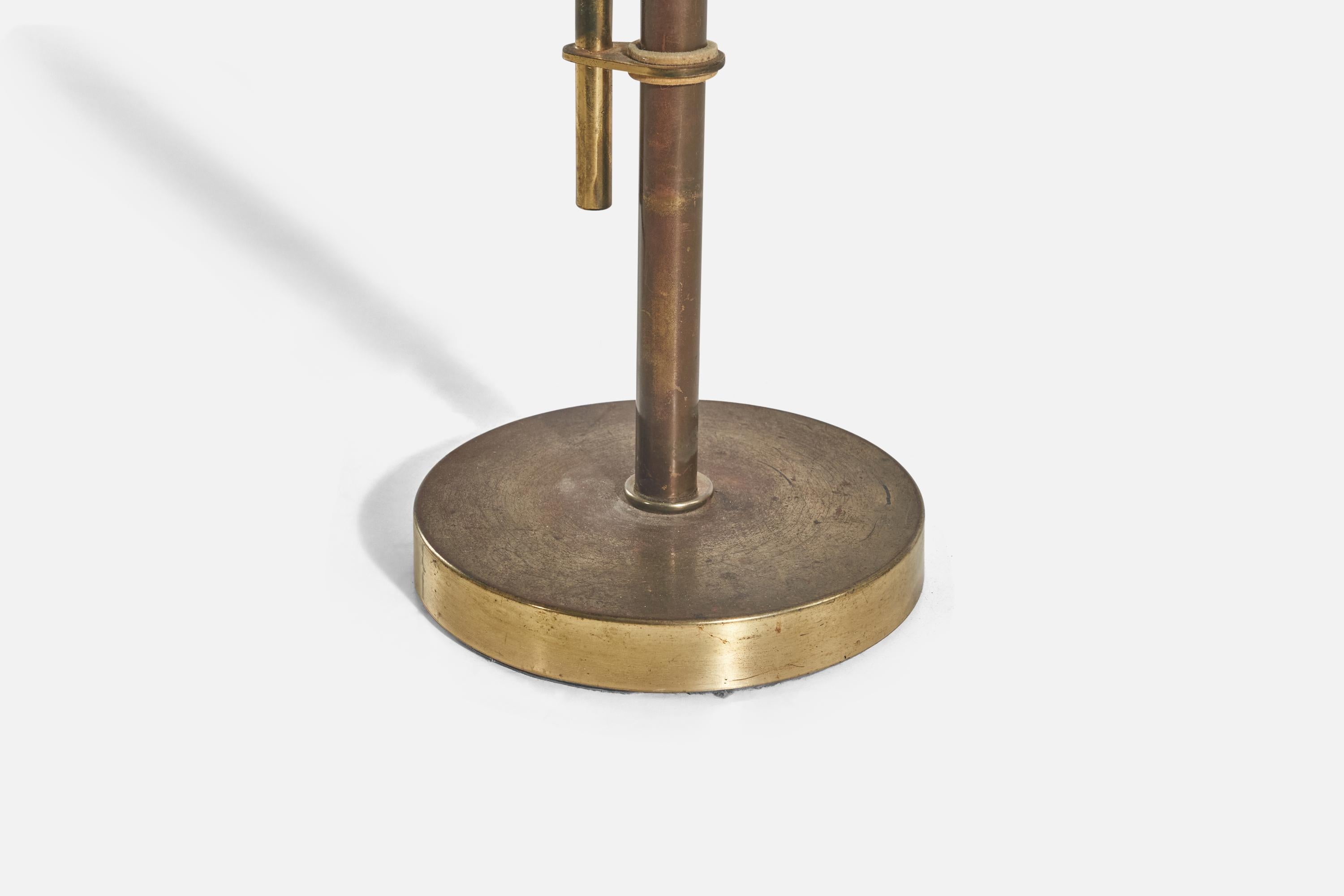 Mid-20th Century American Designer, Adjustable Table Lamp, Brass, USA, 1940s For Sale