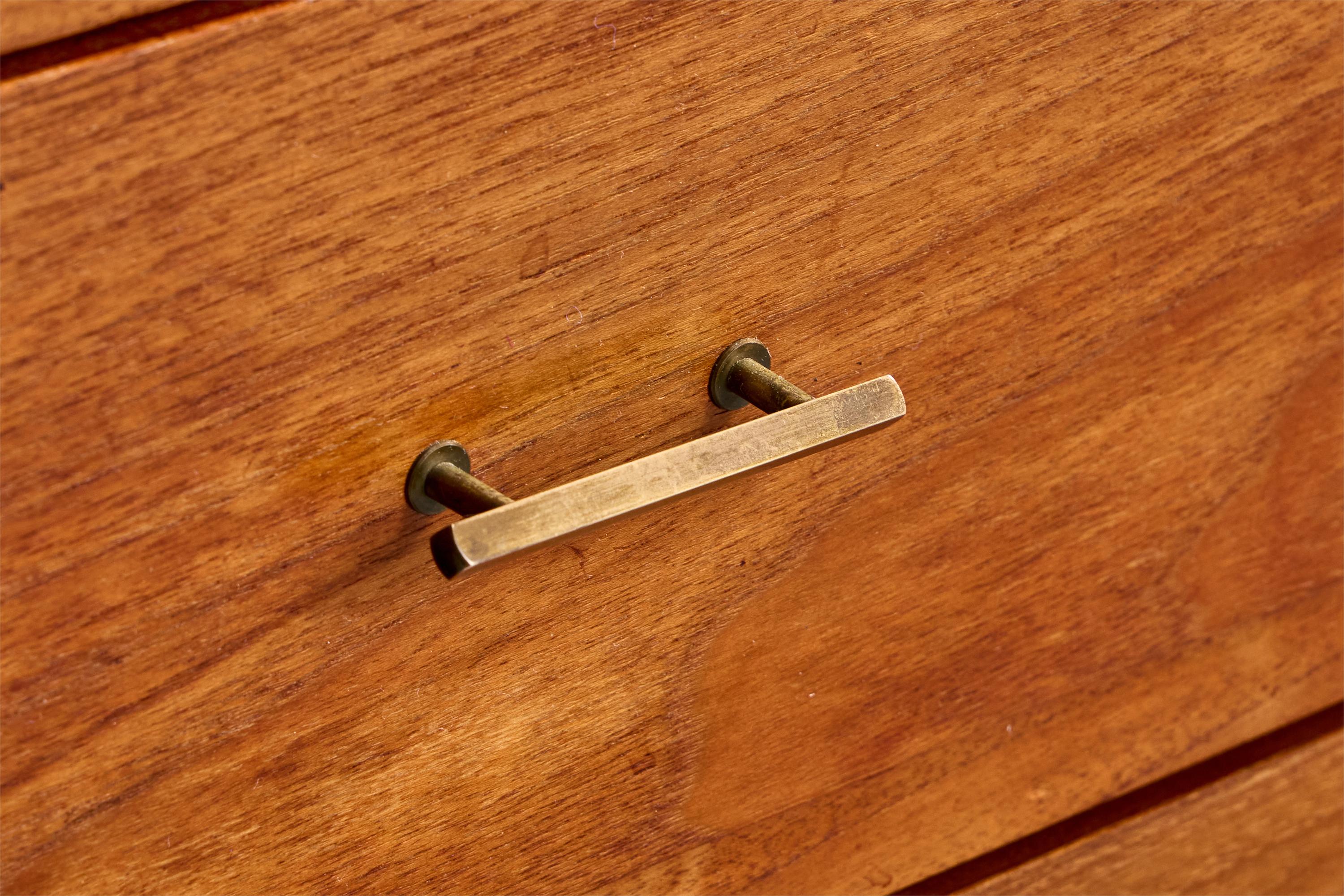Cassettiera di design americano, Oak, Ottone, USA, anni '1950 in vendita 2