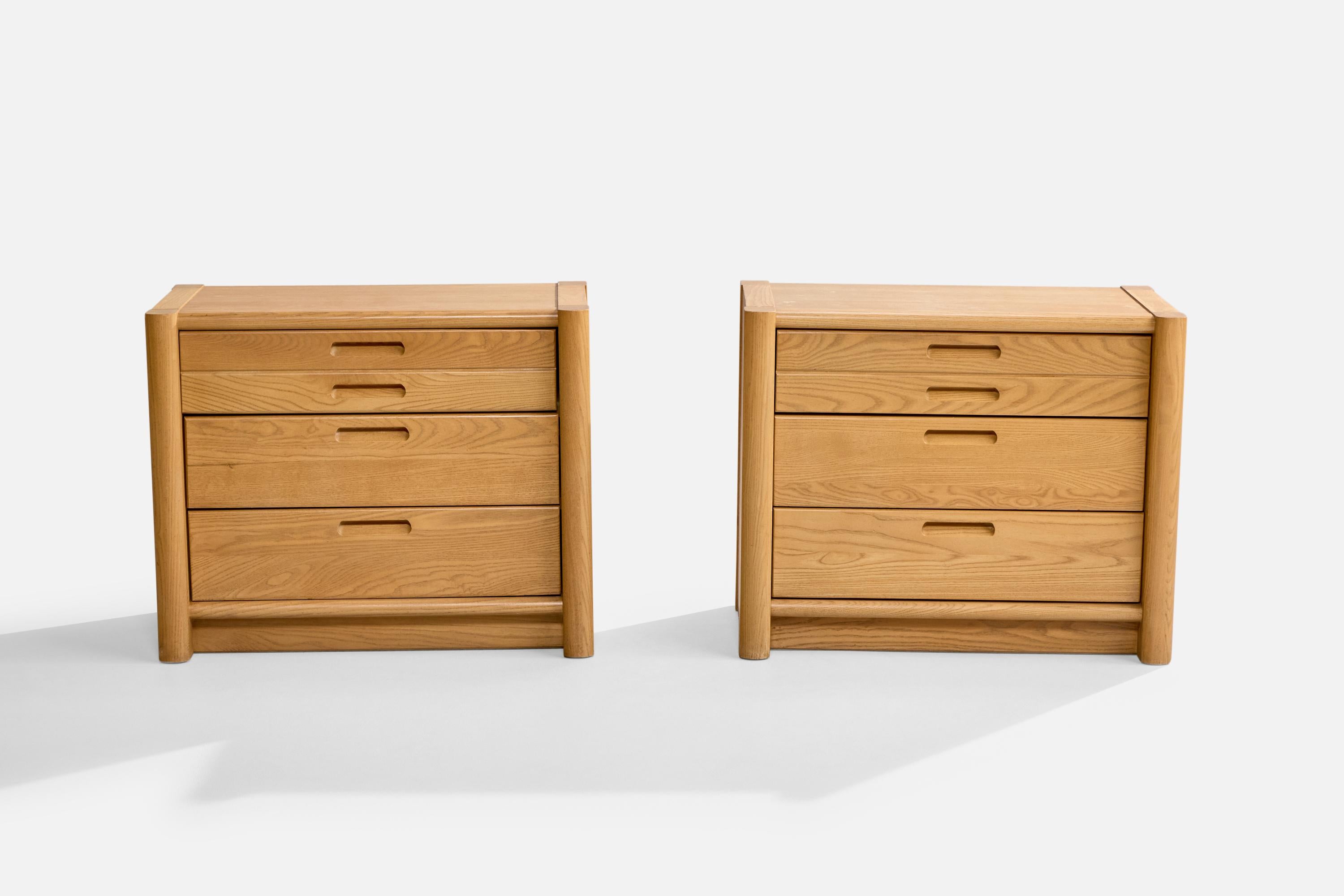 Amerikanische Designerin, Kommoden, Eiche, USA, 1970er Jahre (Moderne der Mitte des Jahrhunderts) im Angebot