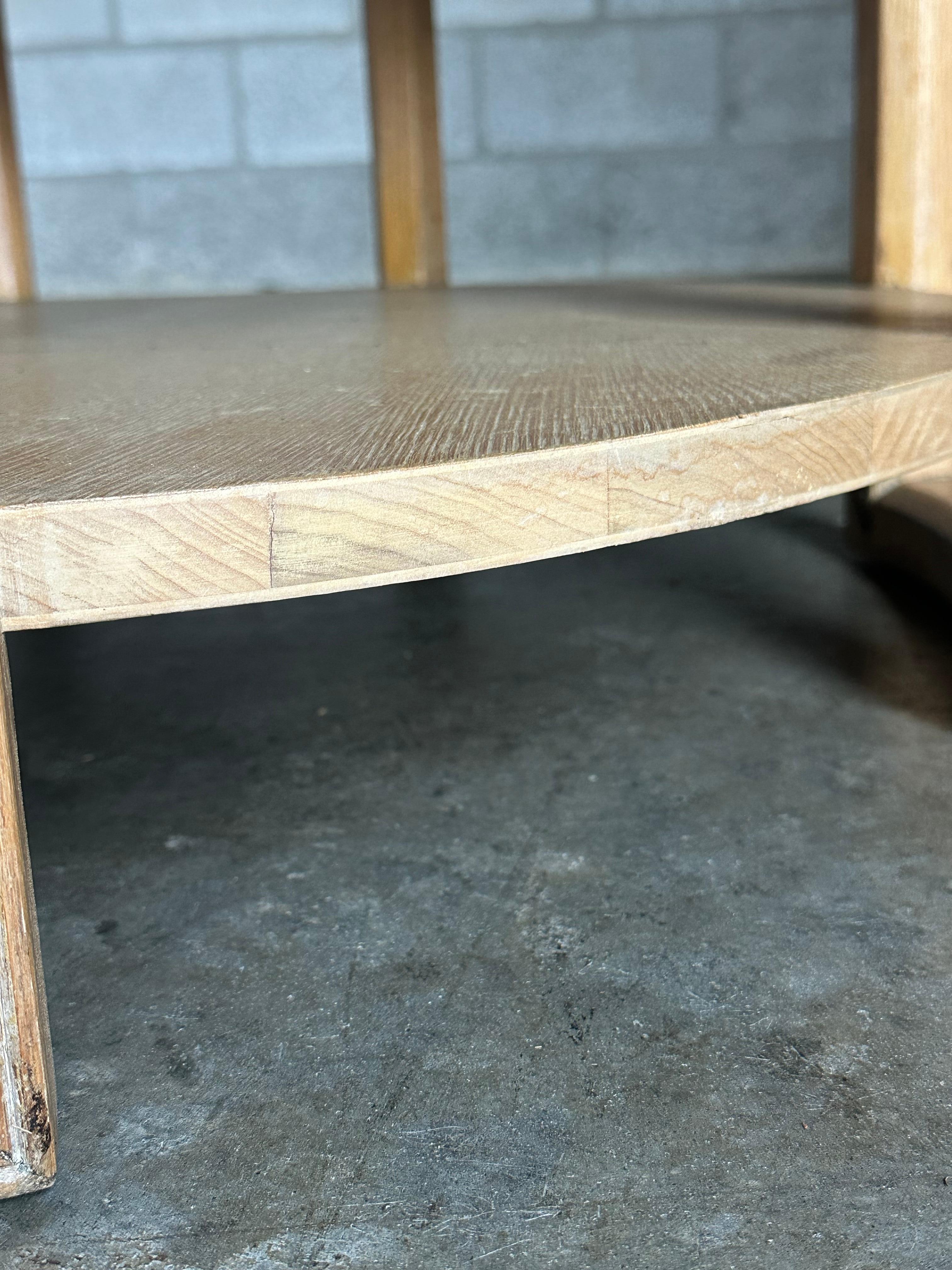 Tavolino di design americano di Paul Laszlo in vendita 4