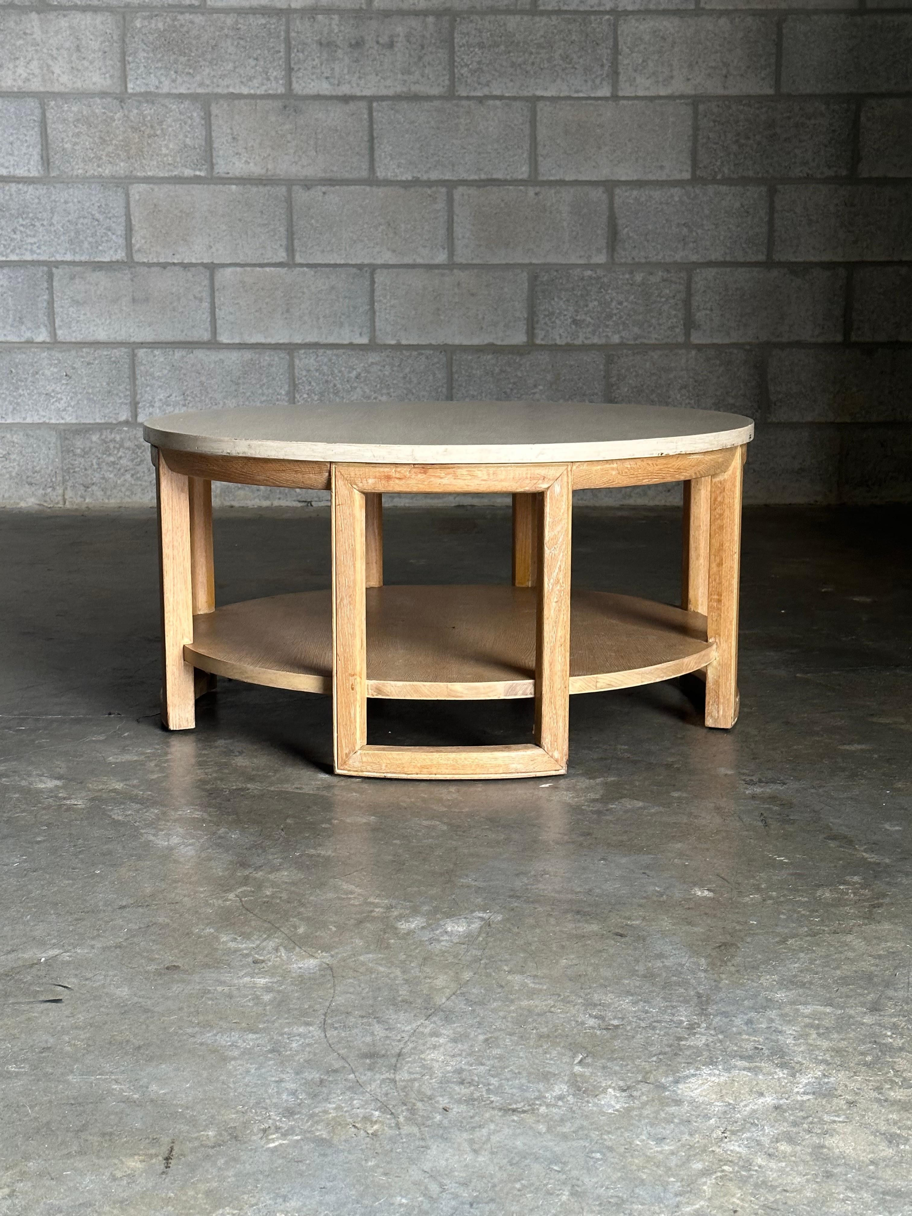 Metà XX secolo Tavolino di design americano di Paul Laszlo in vendita