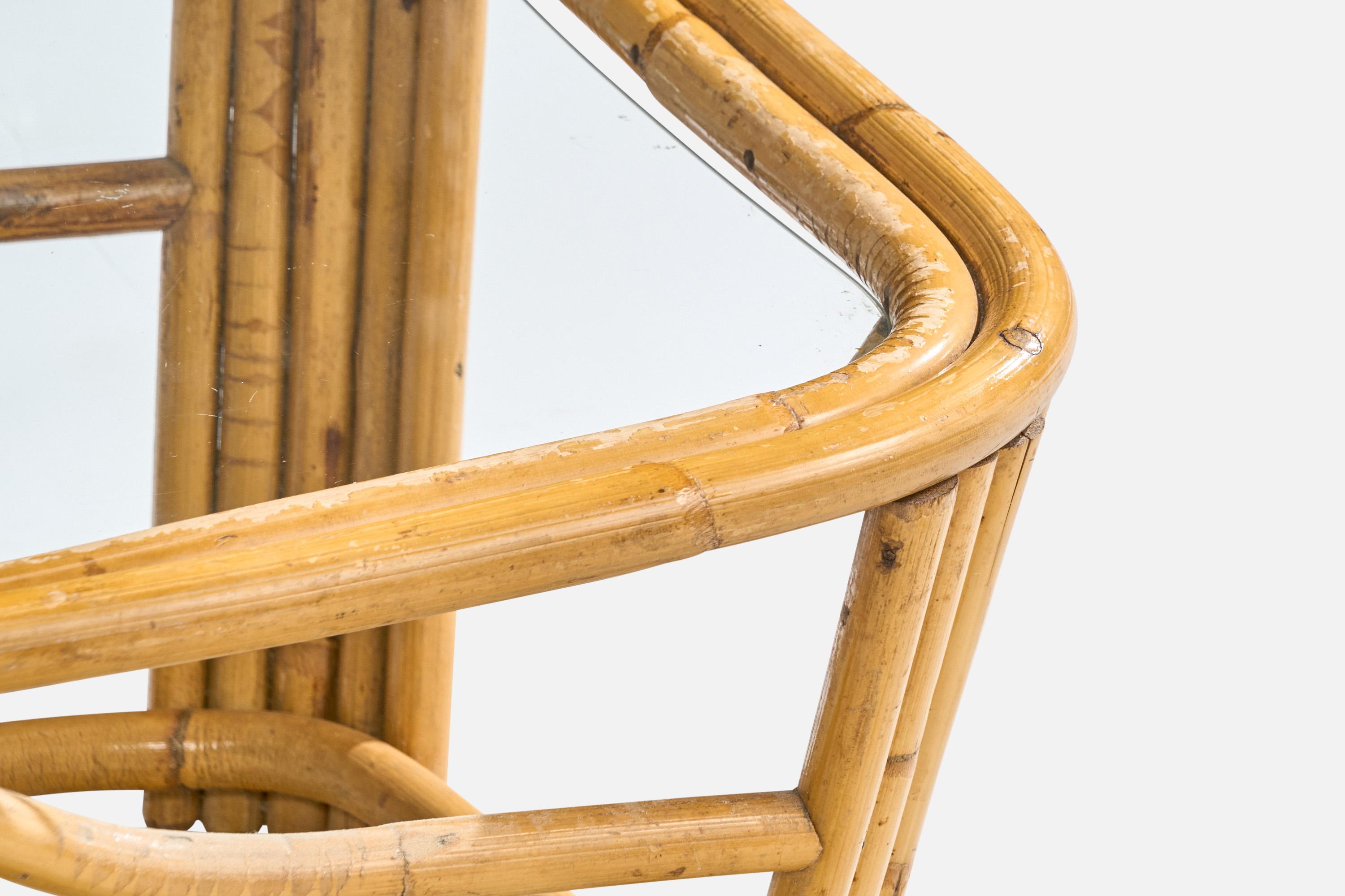 Milieu du XXe siècle Designer américain, table basse, bambou, rotin, verre, États-Unis, années 1950 en vente