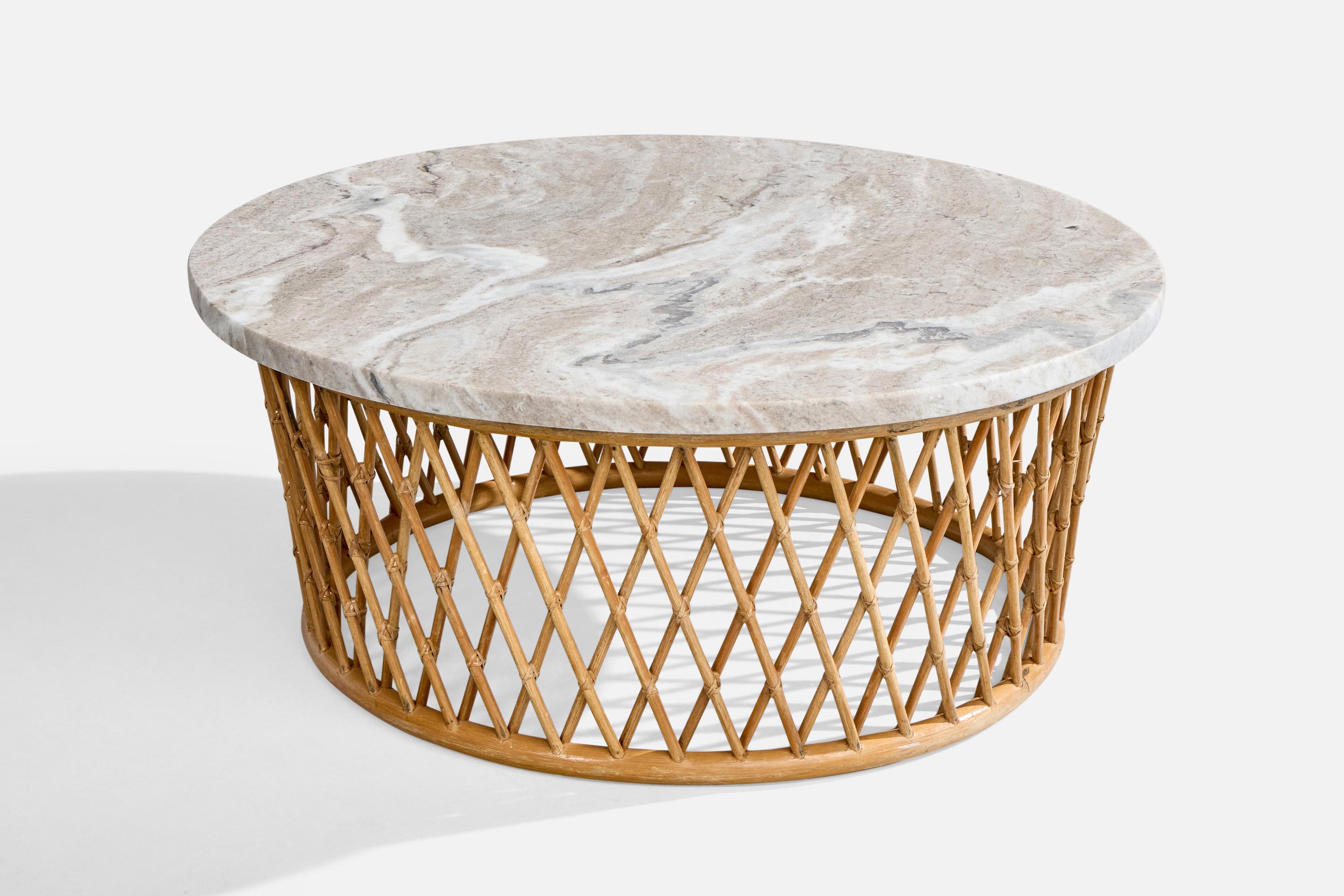 Mid-Century Modern Designer américain, table basse, bambou, rotin, marbre, États-Unis, années 1950 en vente