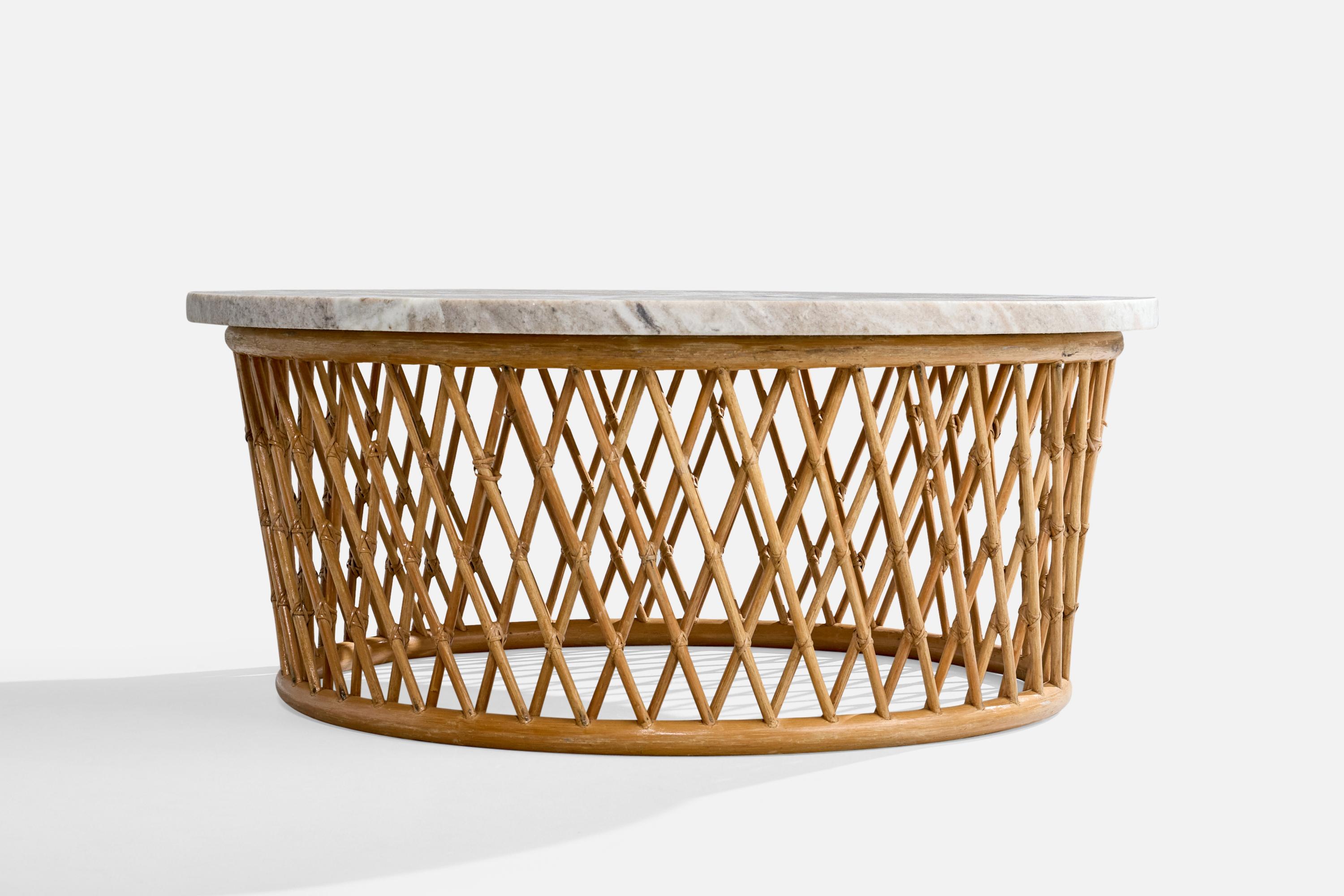 Américain Designer américain, table basse, bambou, rotin, marbre, États-Unis, années 1950 en vente