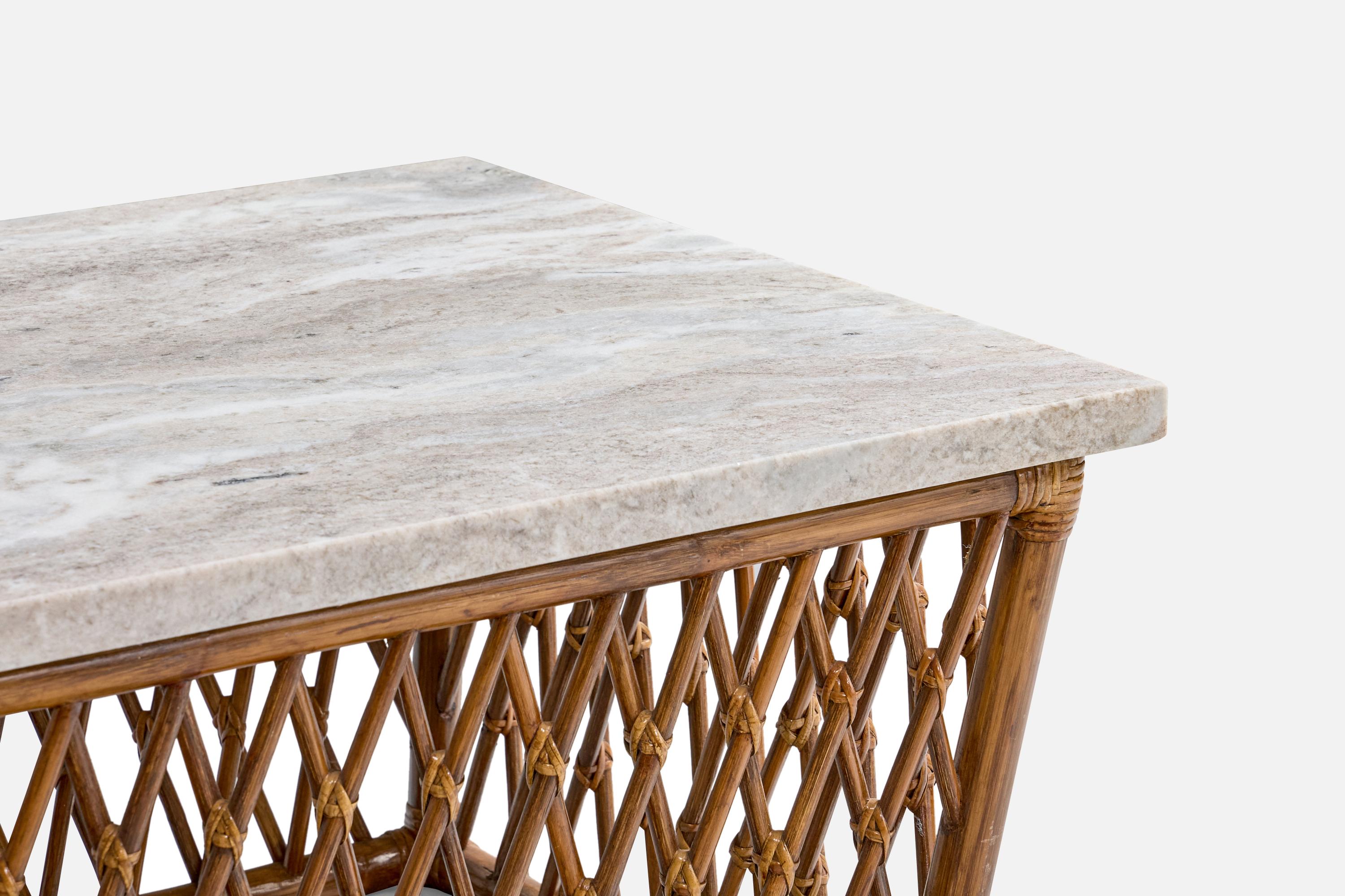 Designer américain, table basse, bambou, rotin, marbre, États-Unis, années 1950 Bon état - En vente à High Point, NC