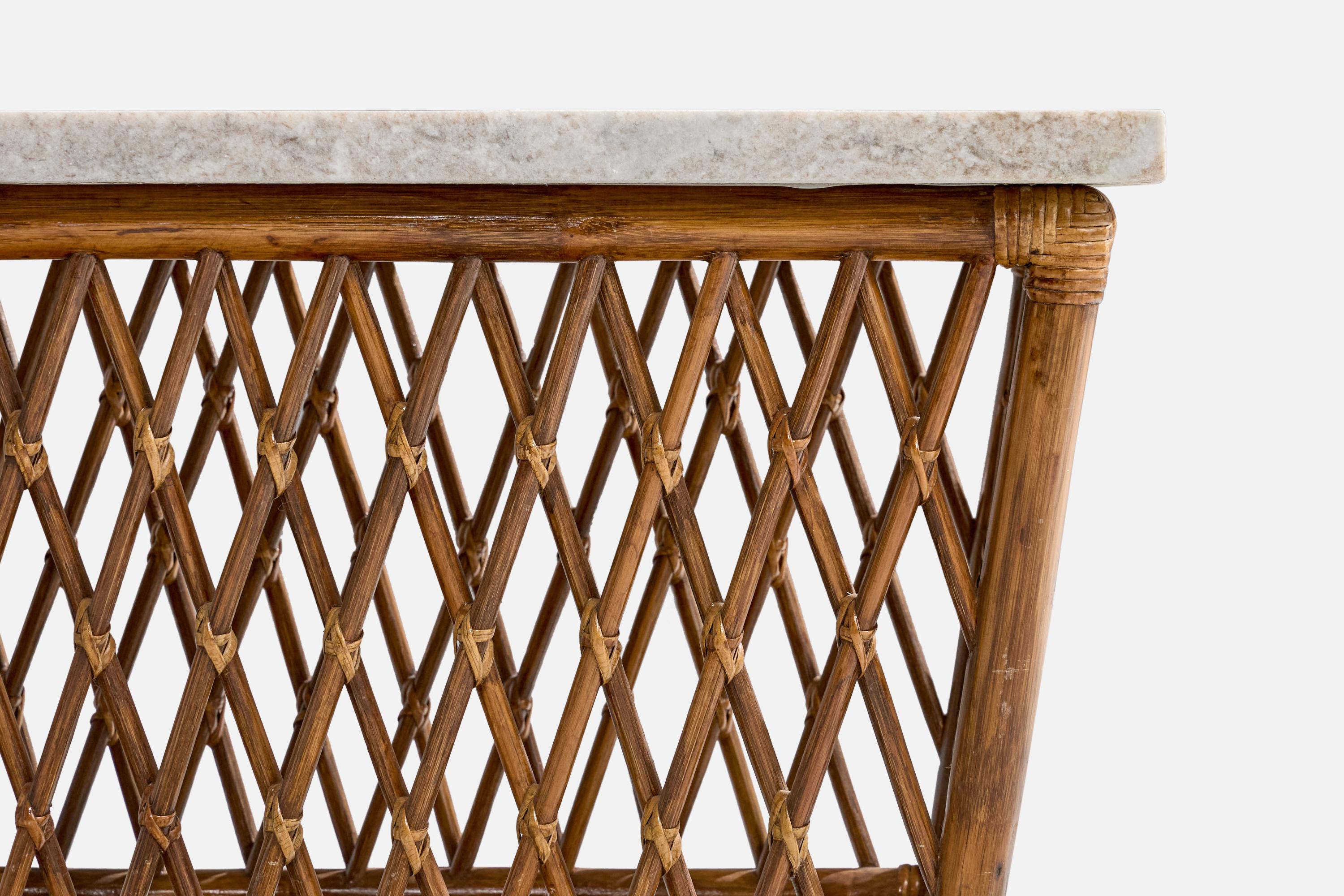 Milieu du XXe siècle Designer américain, table basse, bambou, rotin, marbre, États-Unis, années 1950 en vente