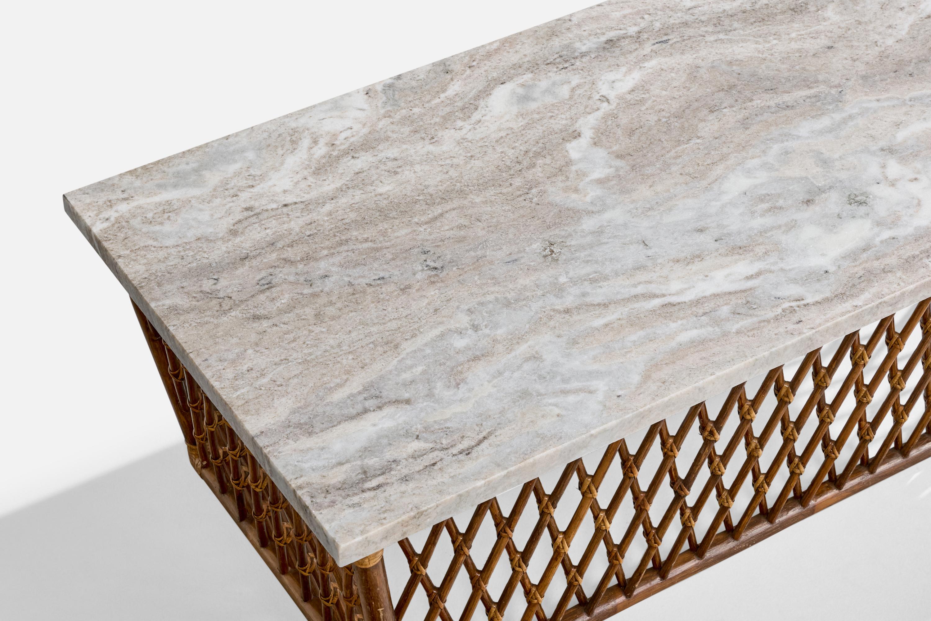 Designer américain, table basse, bambou, rotin, marbre, États-Unis, années 1950 en vente 2