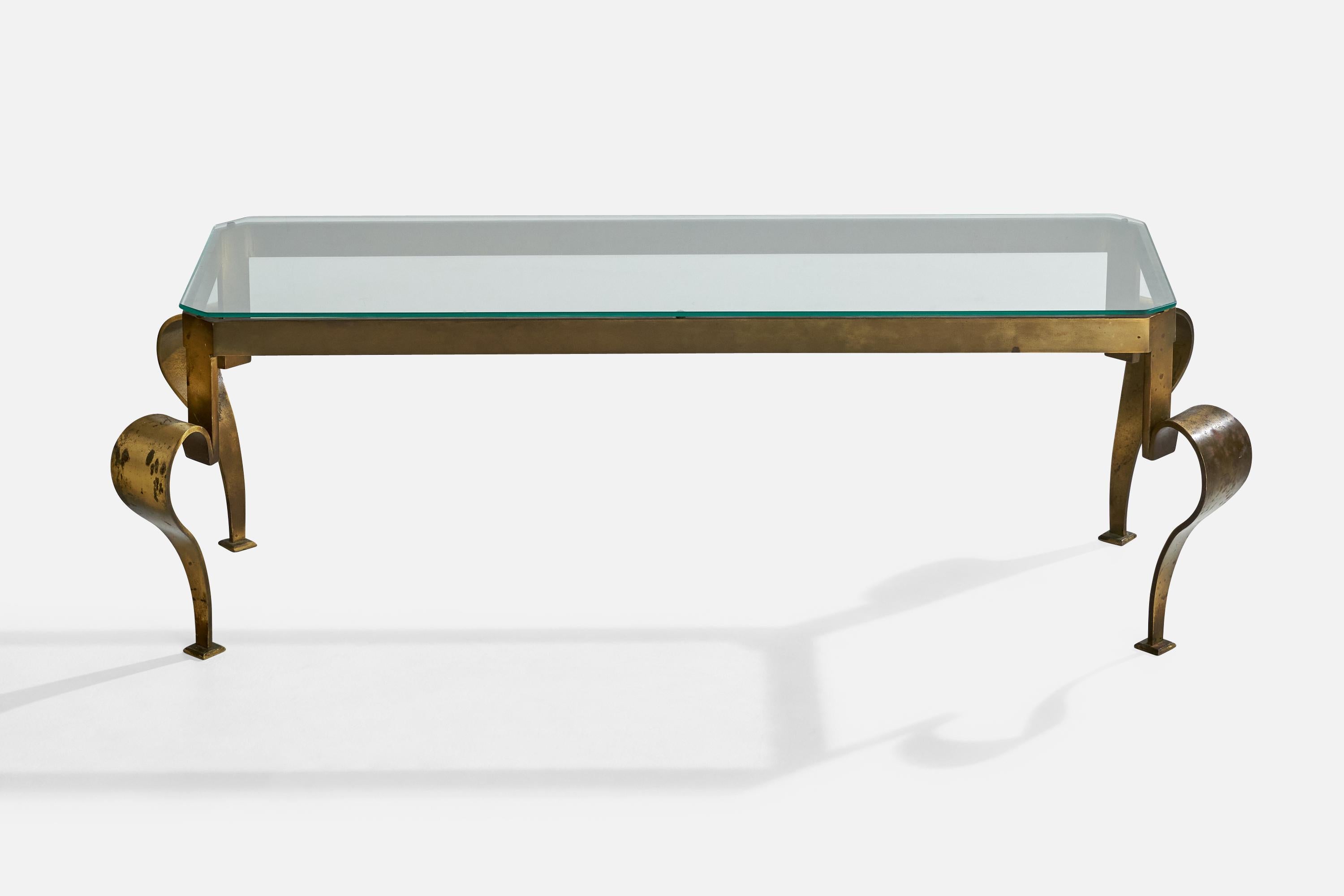 Américain Designer américain, table basse, laiton, verre, États-Unis, années 1970 en vente