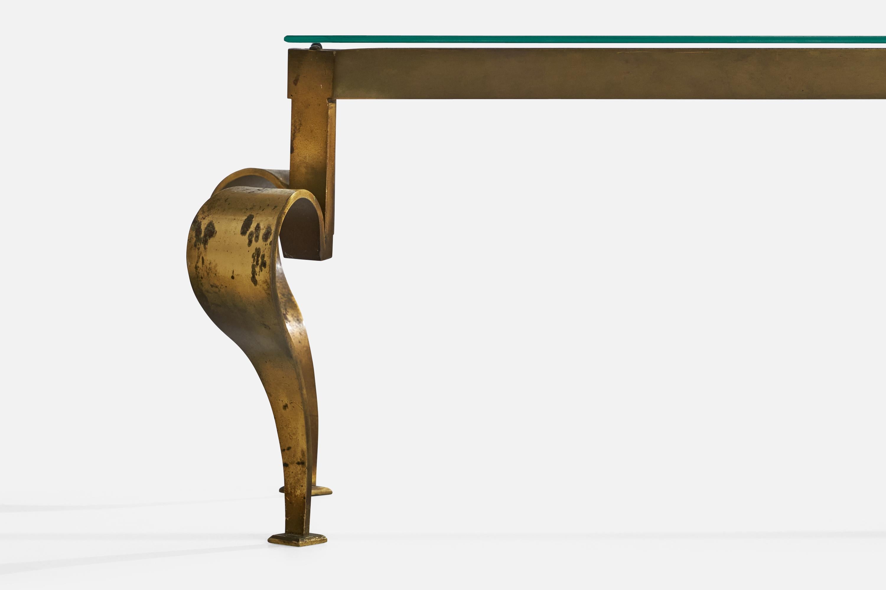Laiton Designer américain, table basse, laiton, verre, États-Unis, années 1970 en vente