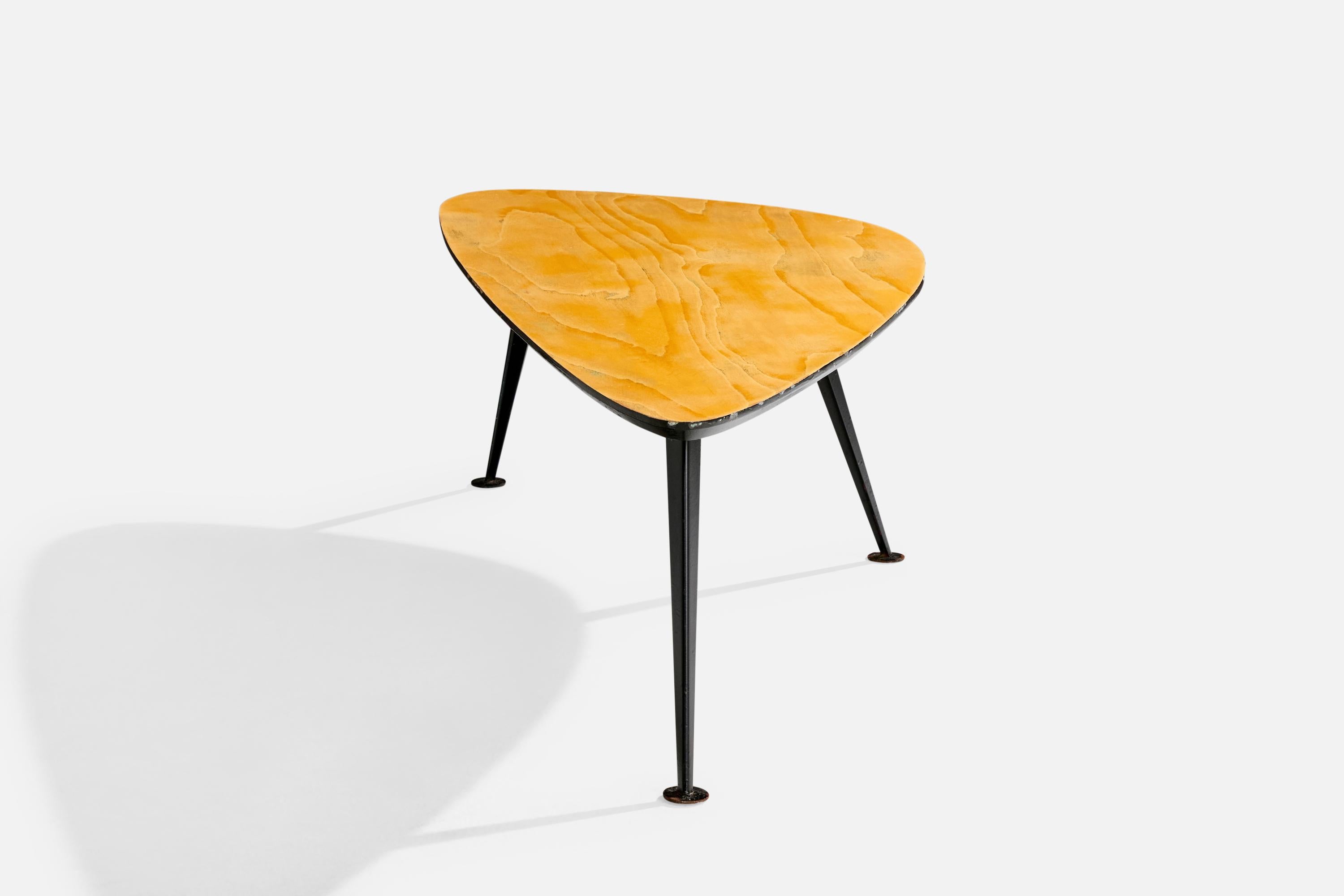 Américain Designer américain, table basse, érable, fer, États-Unis, années 1950 en vente