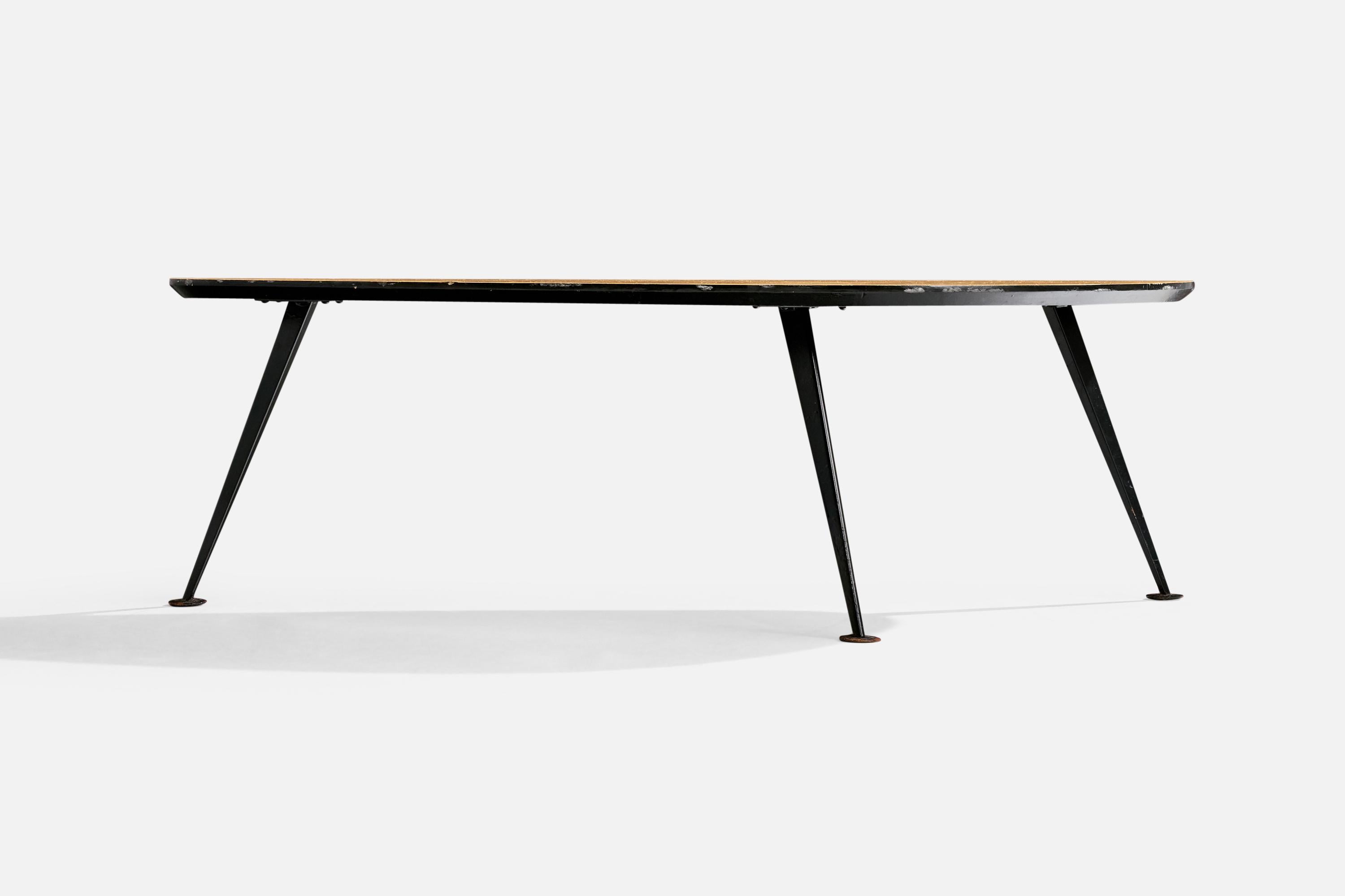 Designer américain, table basse, érable, fer, États-Unis, années 1950 Bon état - En vente à High Point, NC