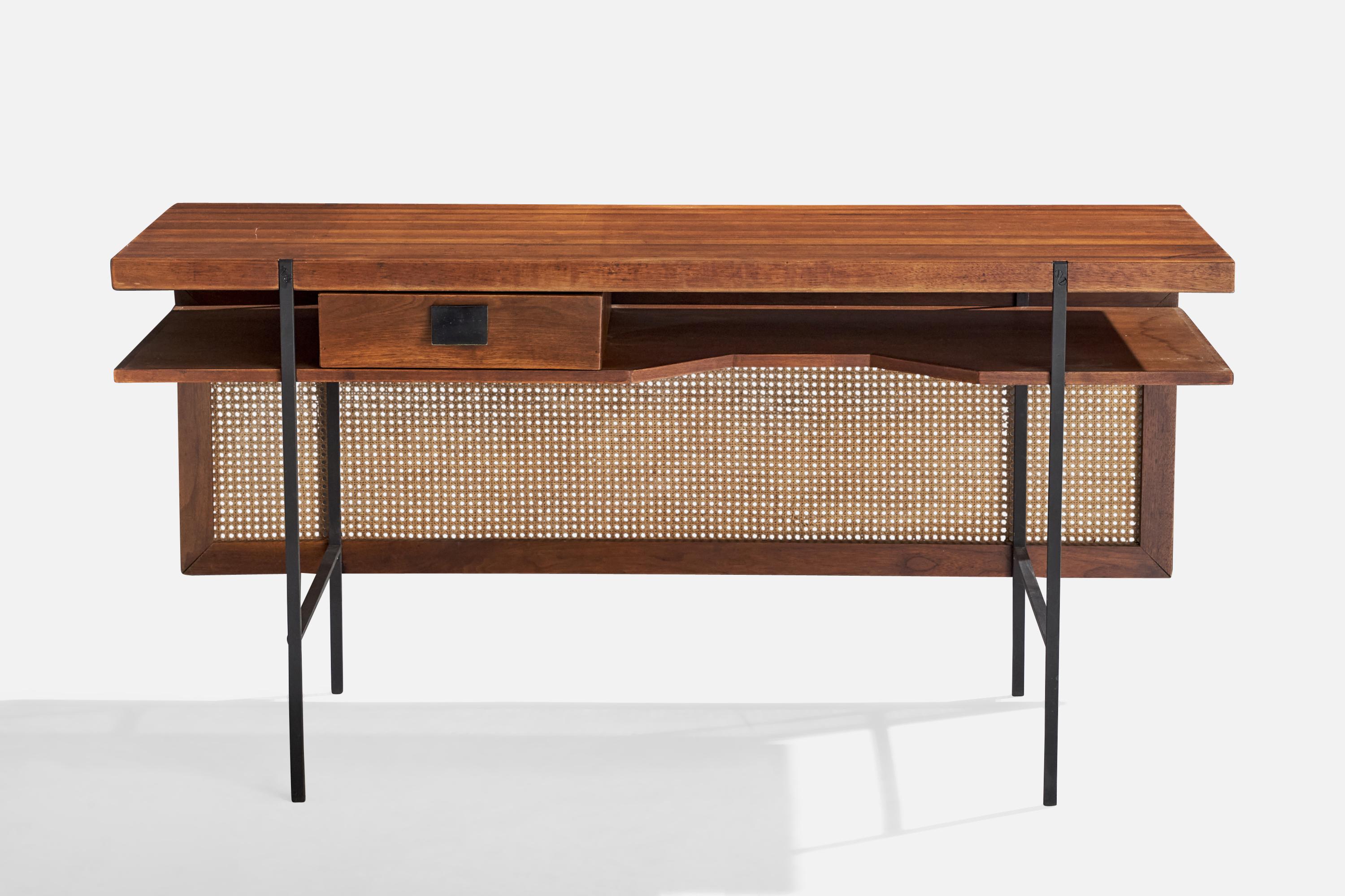 Américain Design/One, Bureau, Fer, Wood, Canne, USA, 1950s en vente