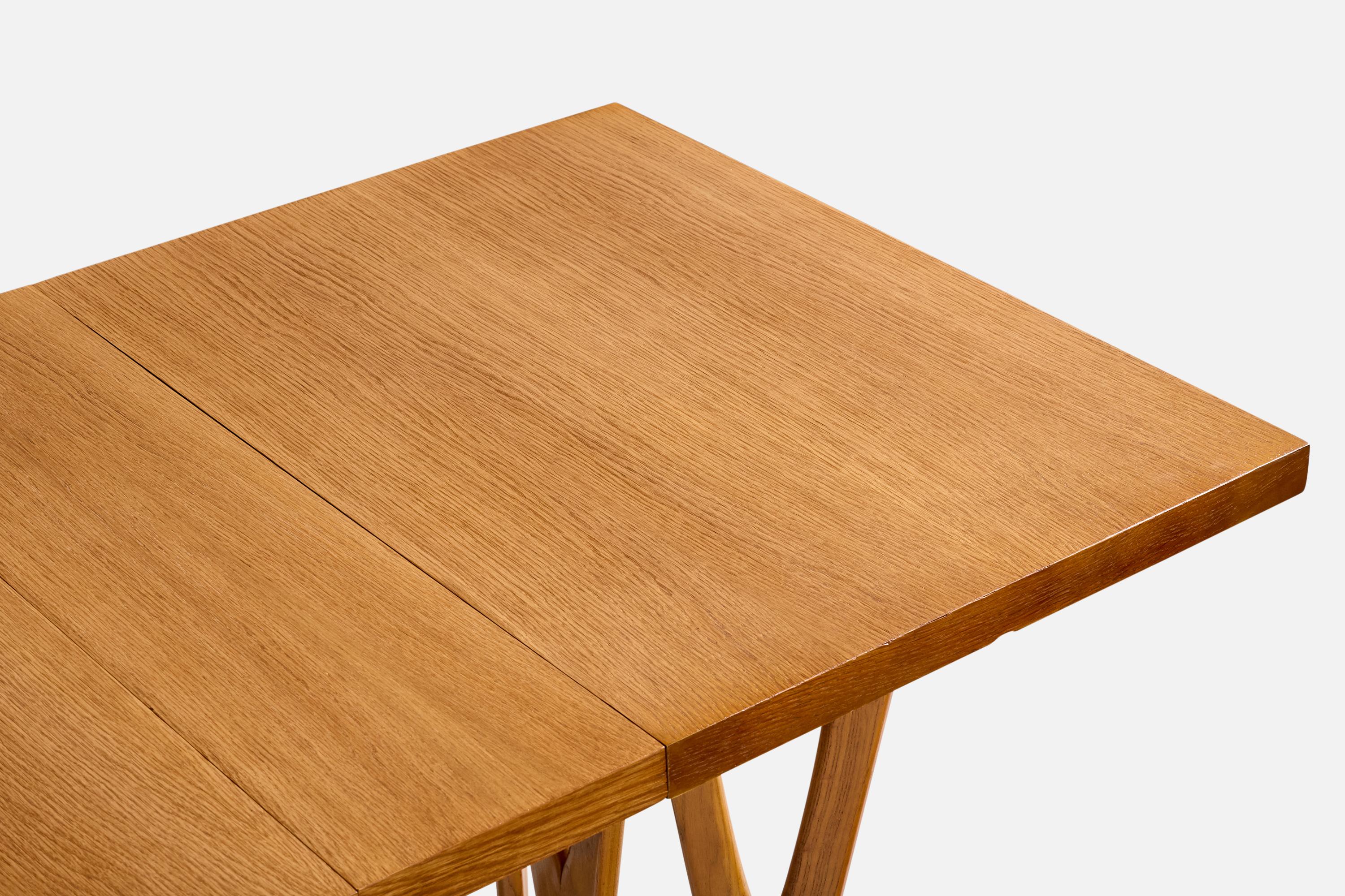 American Designer, Dining Table, Oak, Walnut, USA, 1950s For Sale 3