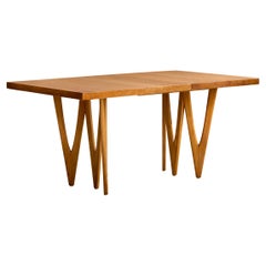 Mid-Century Modern Dining Room Tables