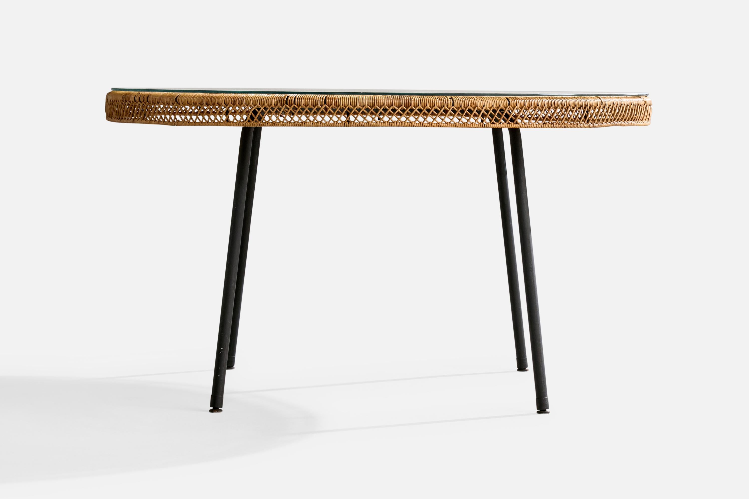 Diseñador americano, Mesa de comedor, Ratán, Cristal, Hierro, EE.UU., Años 50 Estadounidense en venta