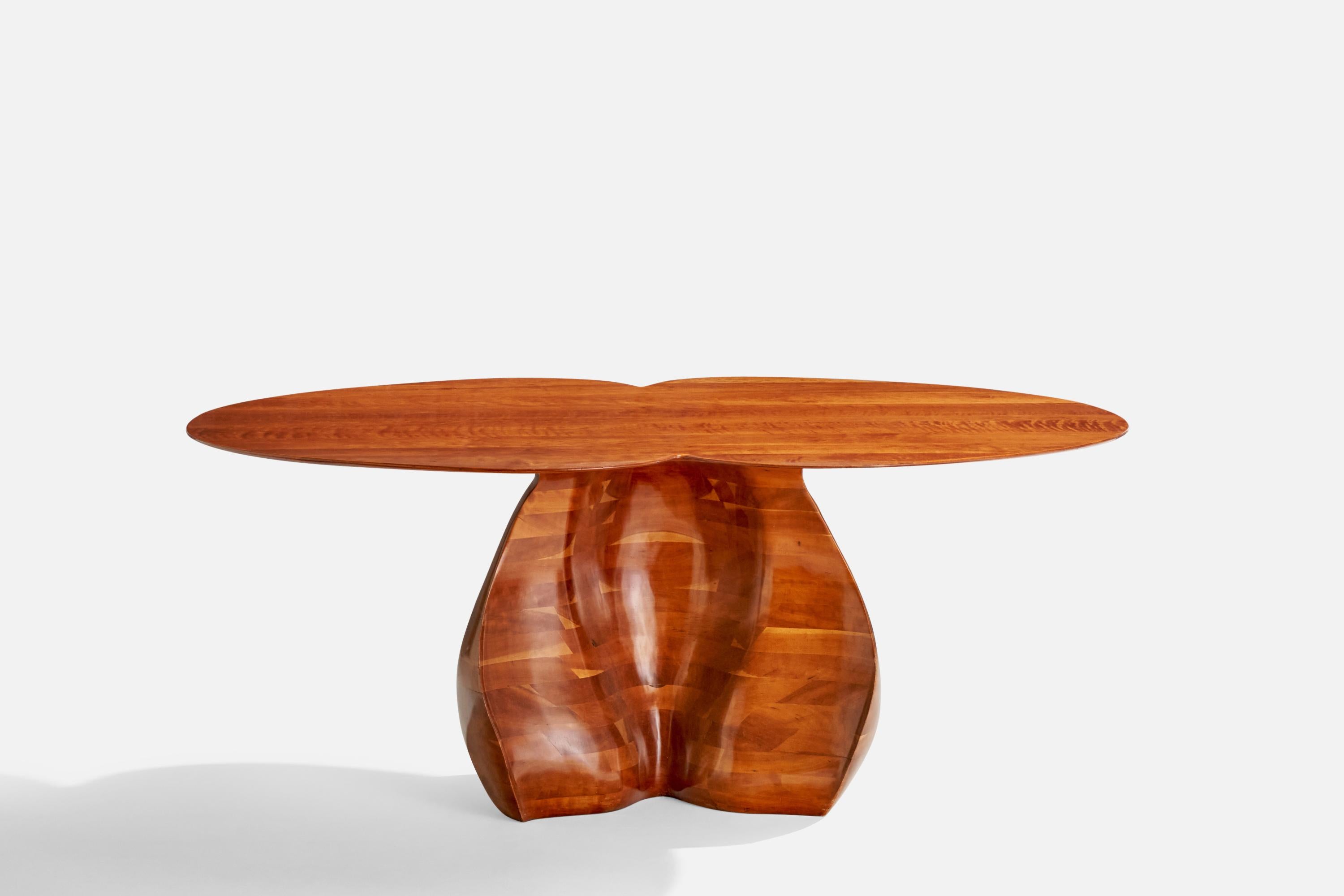 Post-Modern American Designer, Dining Table, Walnut, USA, 1990s For Sale