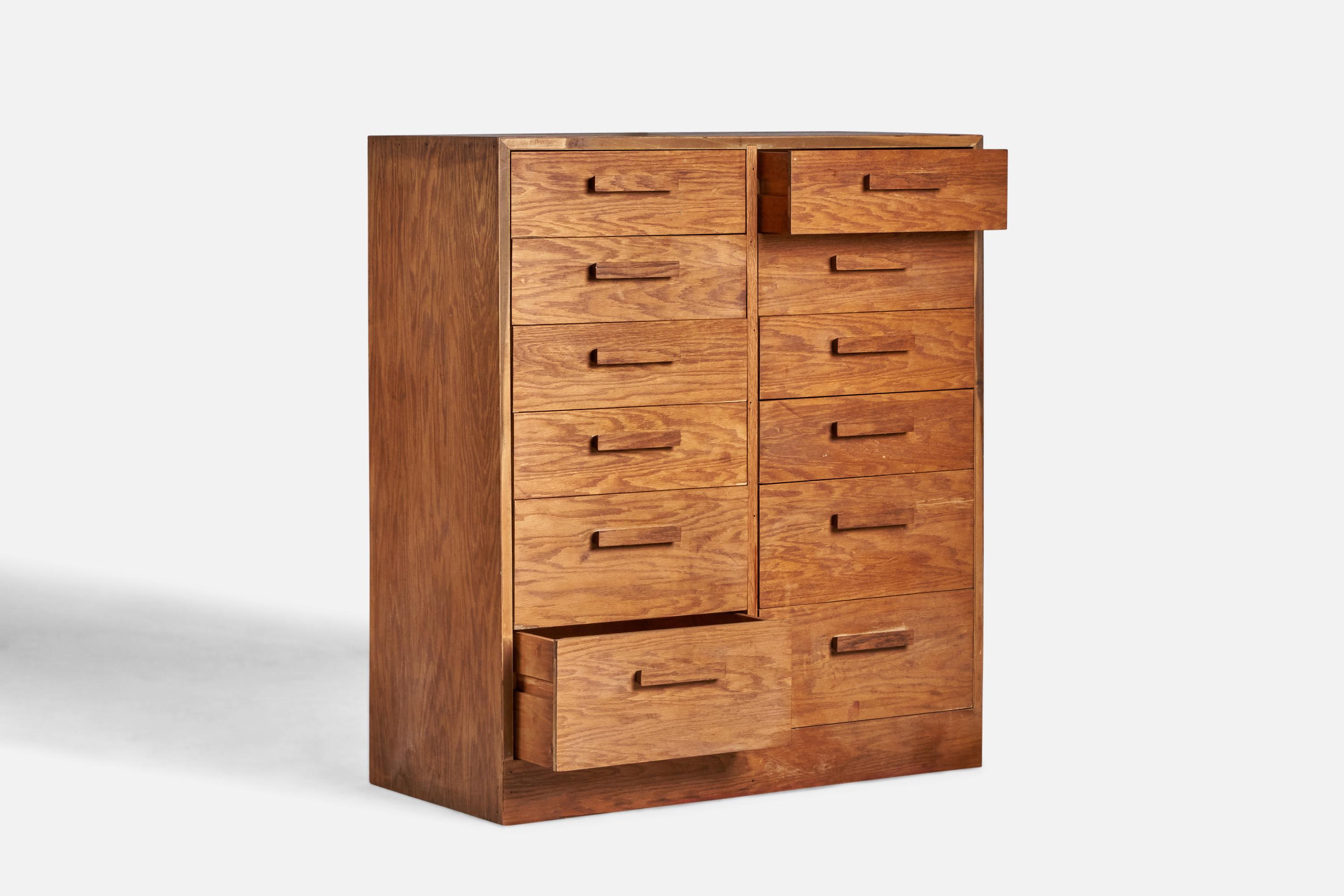 Art Deco American Designer, Dresser, Oak, USA, 1930s For Sale