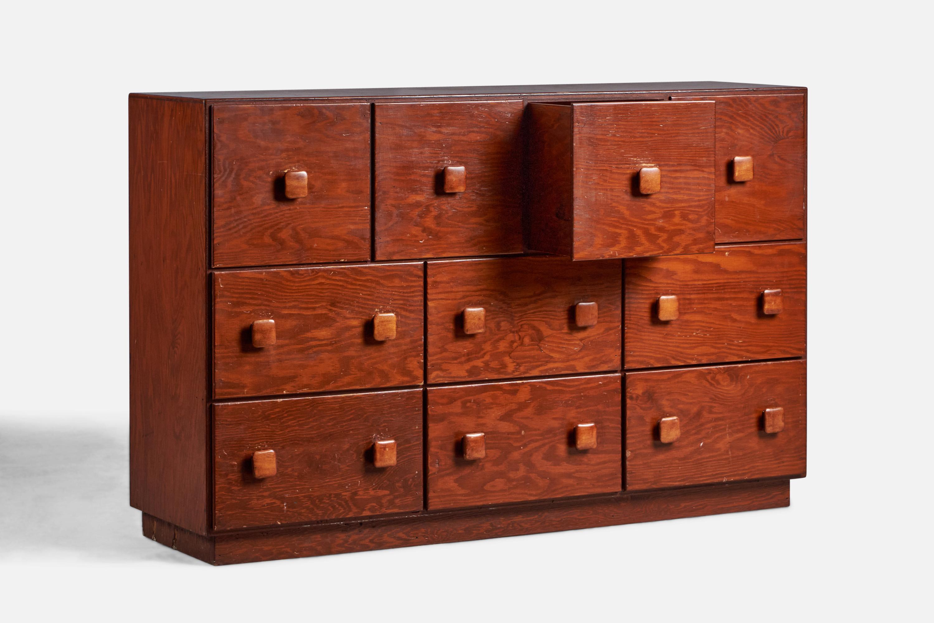 Mid-Century Modern Designer américain, Dresser, Oak, USA, 1940s en vente