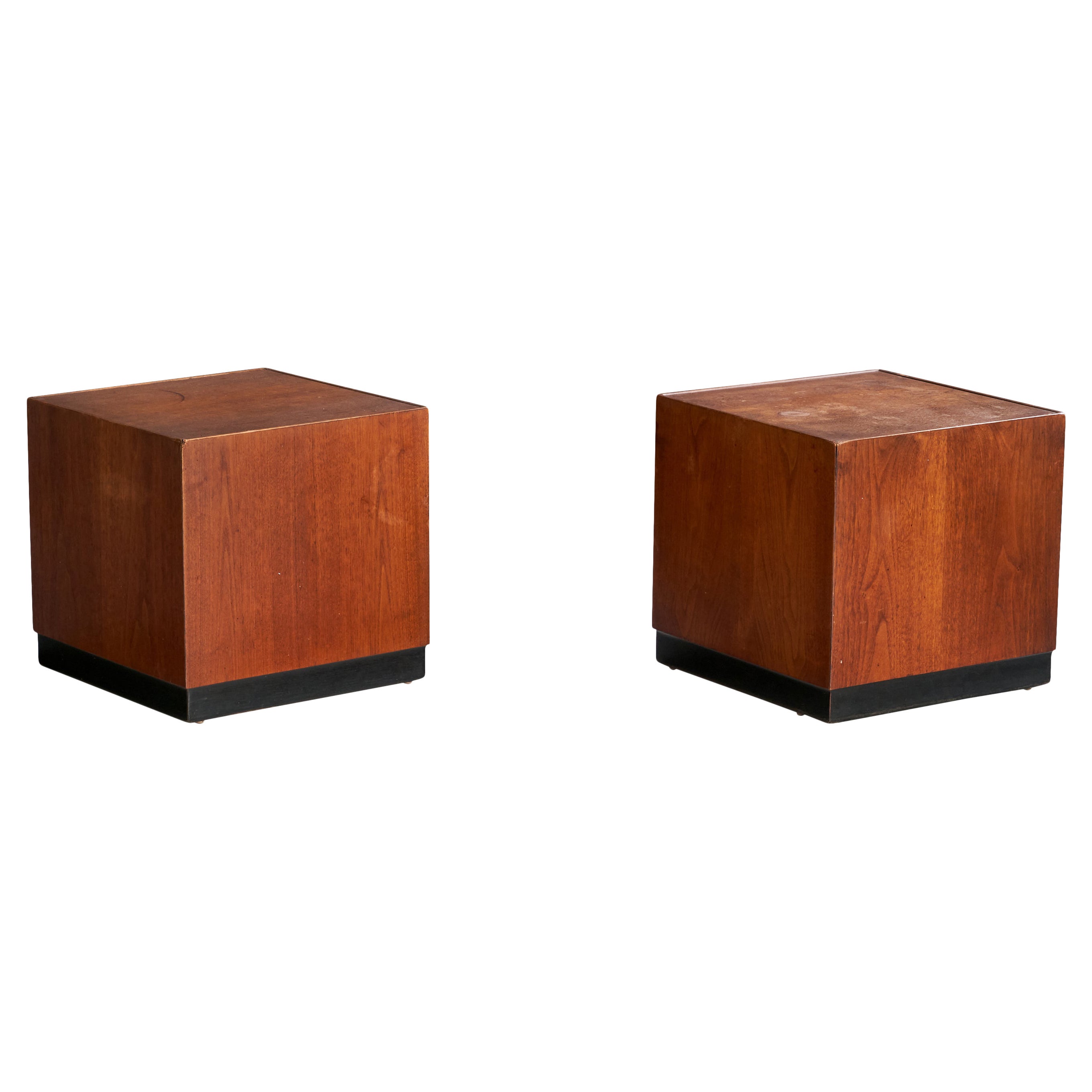 American Designer, End Tables, Walnut, USA, 1950s
