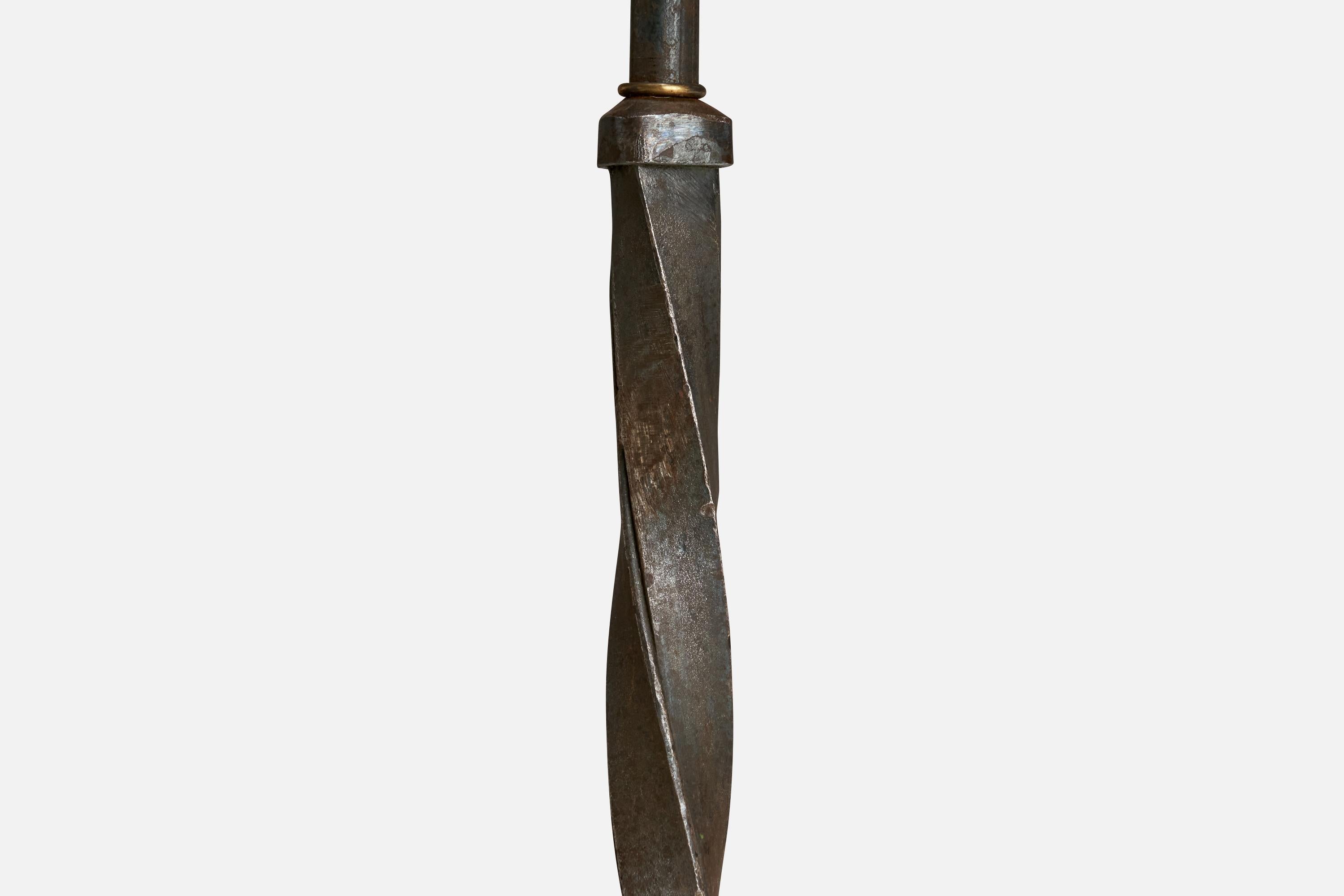 Diseñador americano, Lámpara de pie, Hierro forjado, Tela, EE.UU., Años 1970 finales del siglo XX