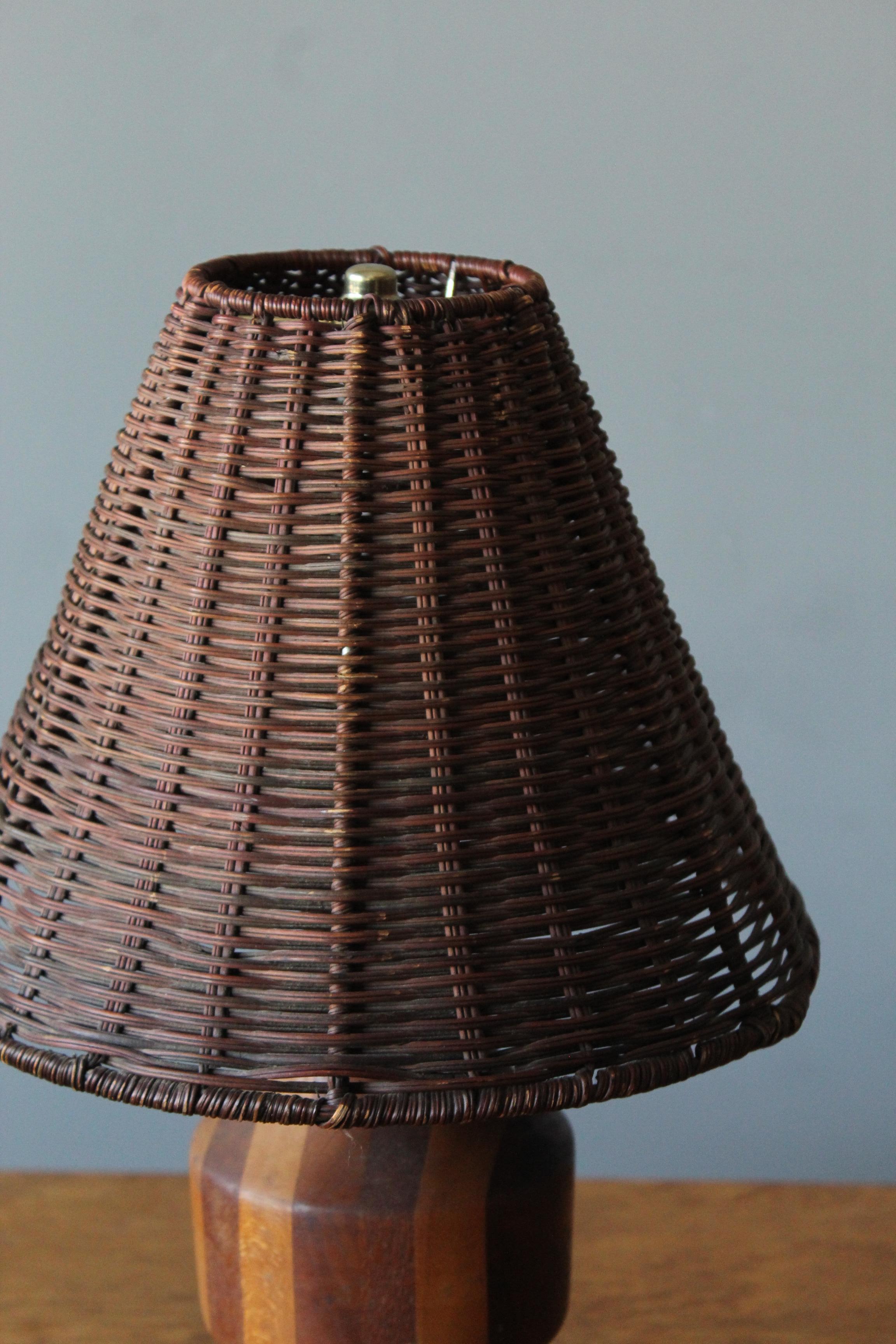 American Designer, Freeform Table Lamp, Solid Woods Rattan, United States, 1960s In Good Condition In High Point, NC