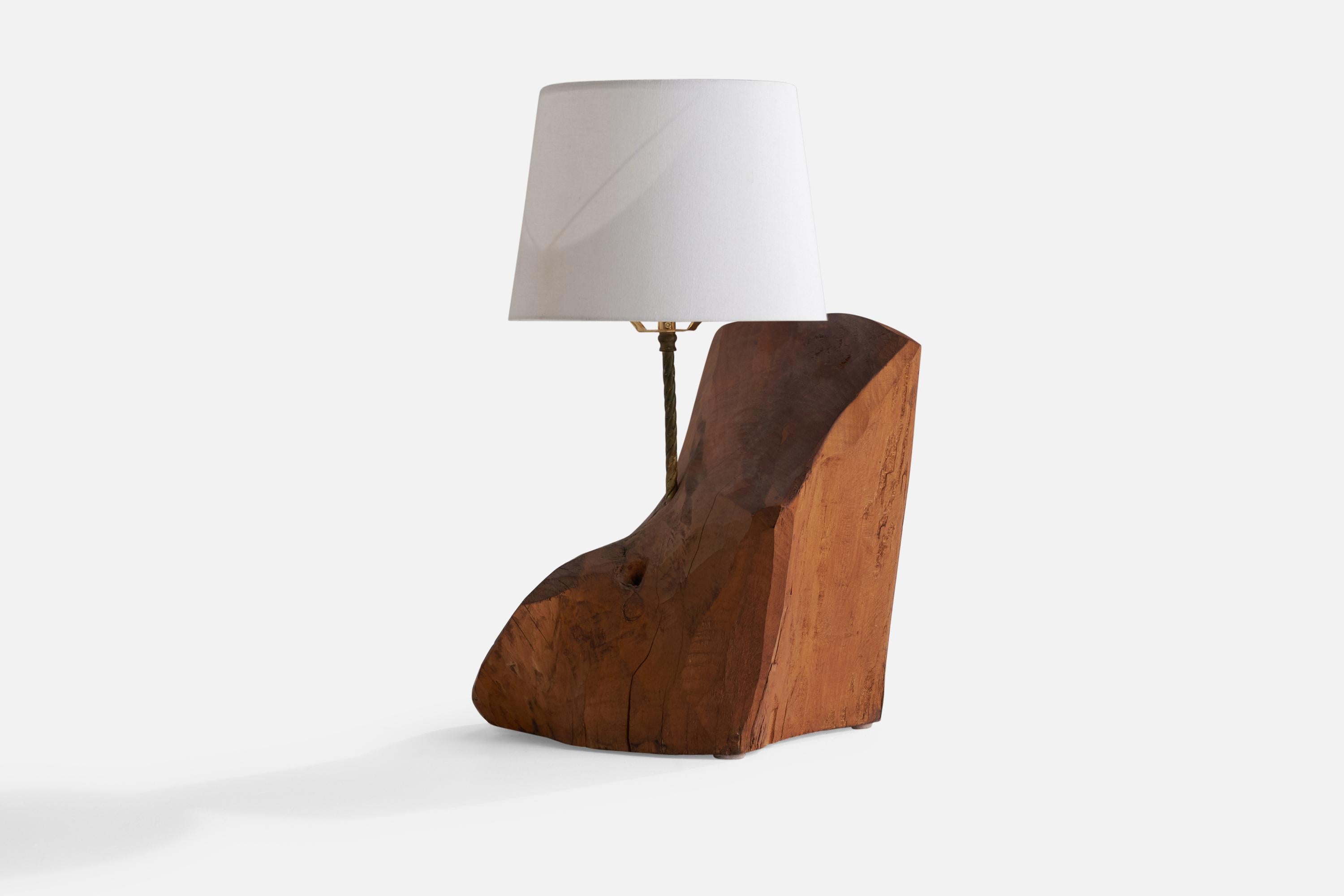 A large freeform wood, brass and white fabric table lamp designed and produced in the US, 1950s.

Overall Dimensions (inches): 20.75”  H x 10.5” W x 9.75” D
Stated dimensions include shade.
Bulb Specifications: E-26 Bulb
Number of Sockets: 1
All