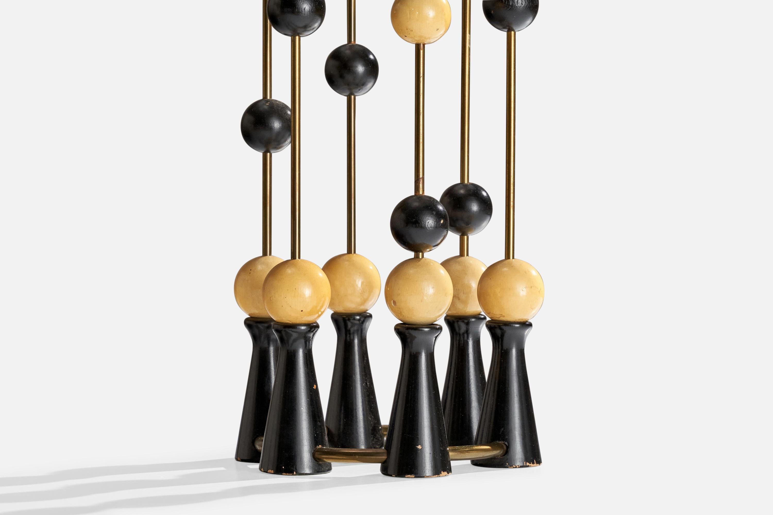 American Designer, Large Table Lamp, Brass, Wood, Fabric, USA, 1950s For Sale 3