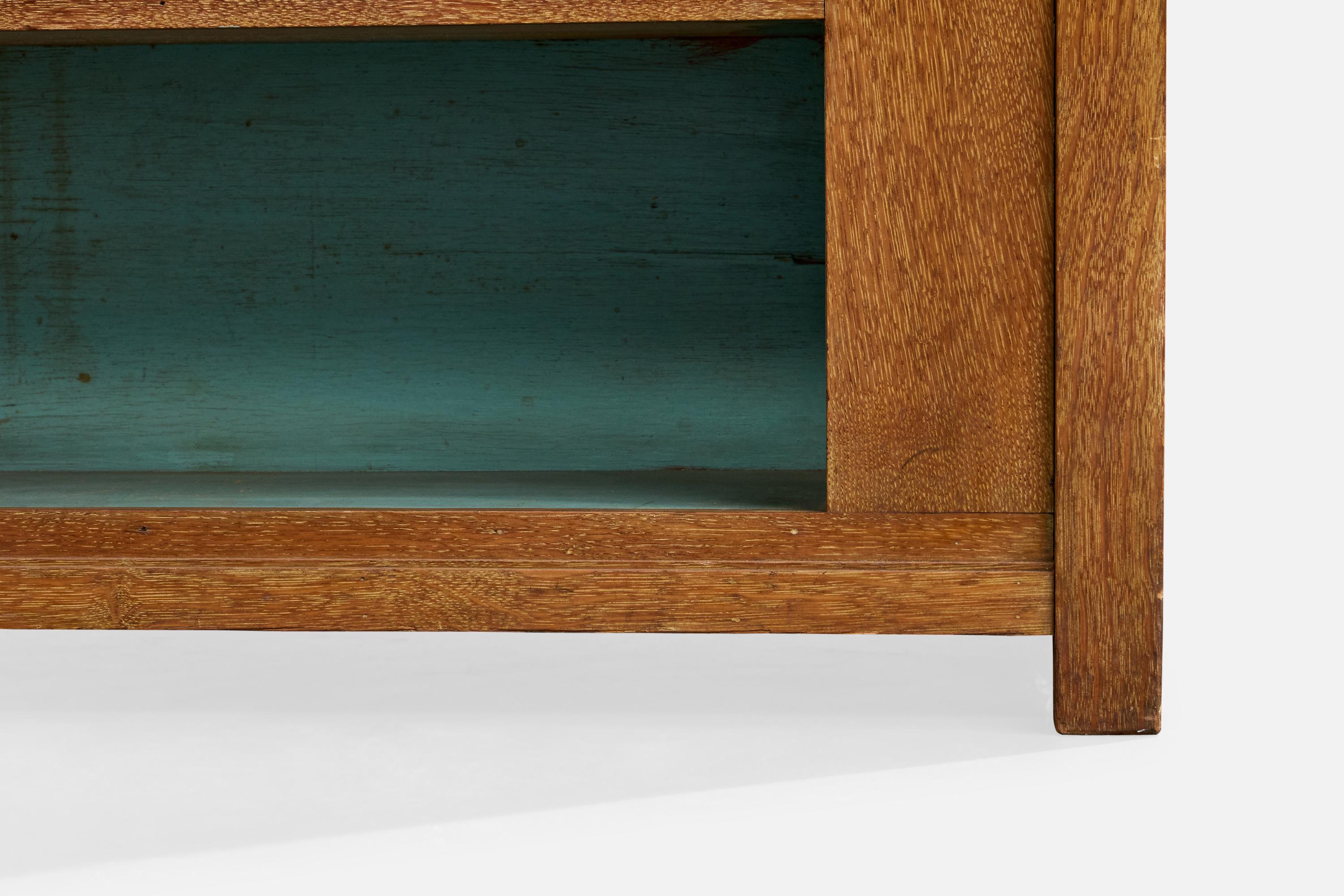 American Designer, Library Table, Oak, USA, 1910s For Sale 3