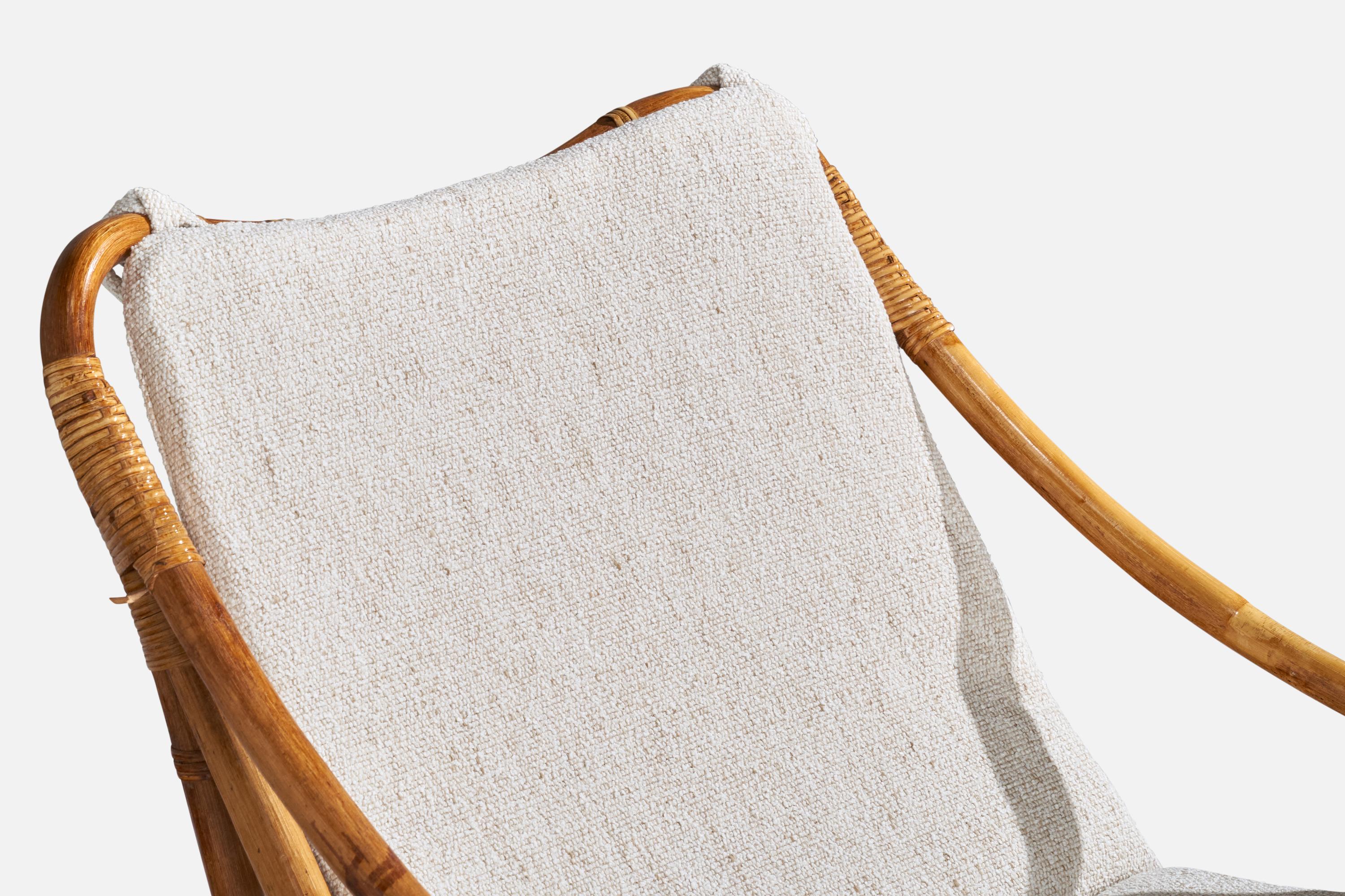 American Designer, Lounge Chair, Bamboo, Rattan, Fabric, USA, 1950s For Sale 2