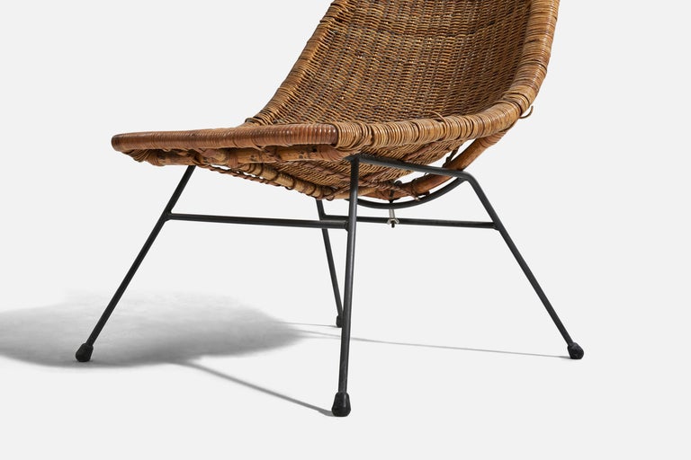 American Designer, Lounge Chair, Rattan, Metal, United States, 1950s For Sale 1