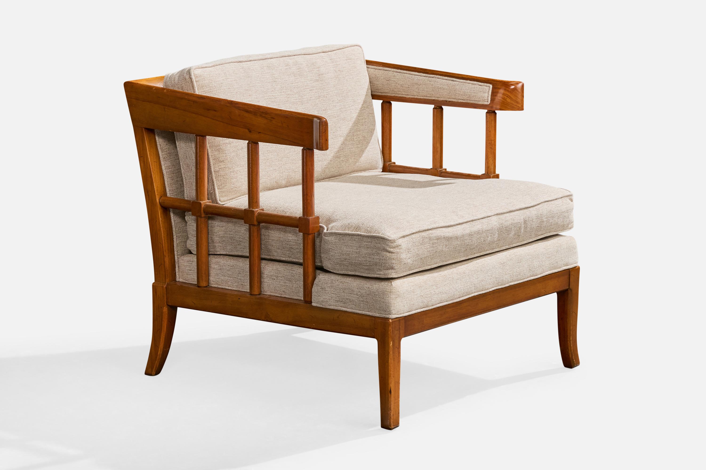 Chaise longue en noyer et tissu beige, conçue et fabriquée aux États-Unis, vers les années 1950.

Rembourré dans un tissu neuf.

Dimensions globales (pouces) : 27.5 
