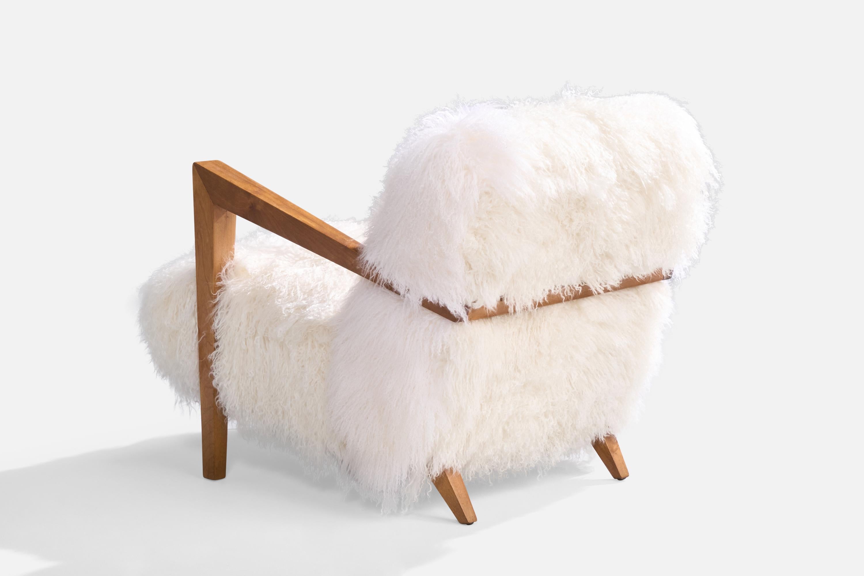 American Designer, Lounge Chair, Wood, Shearling, USA, 1940s For Sale 1