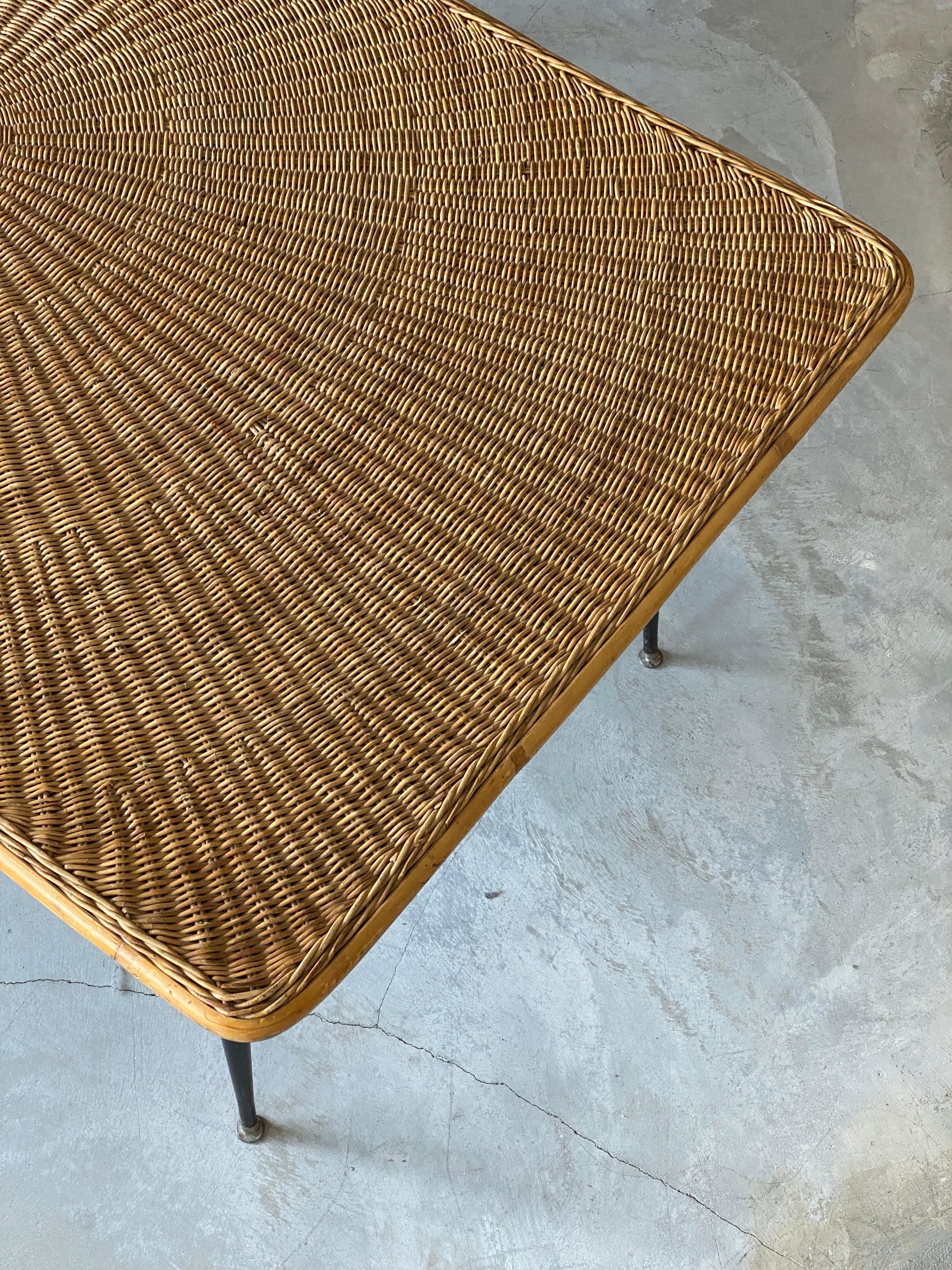 Metal American Designer, Minimalist Dining Table, Woven Rattan, Lacquered Steel, 1950s
