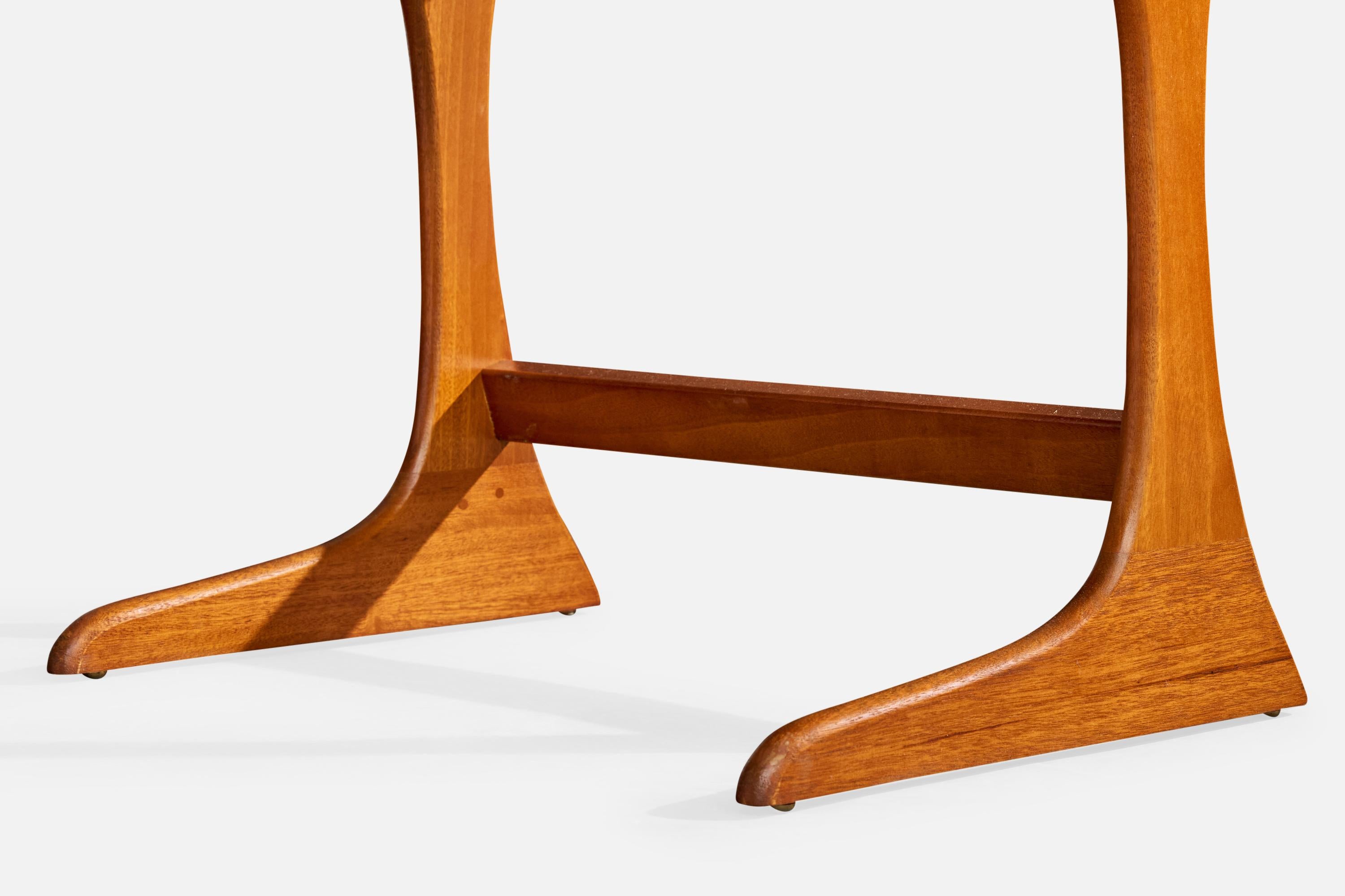 American Designer, Nesting Tables, Wood, USA, 1950s For Sale 3