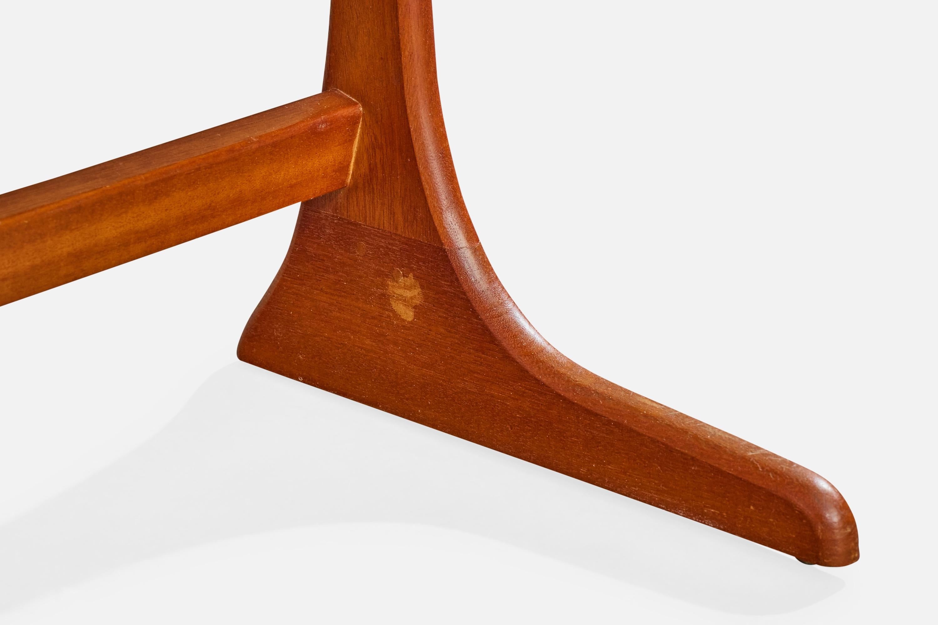 American Designer, Nesting Tables, Wood, USA, 1950s For Sale 4