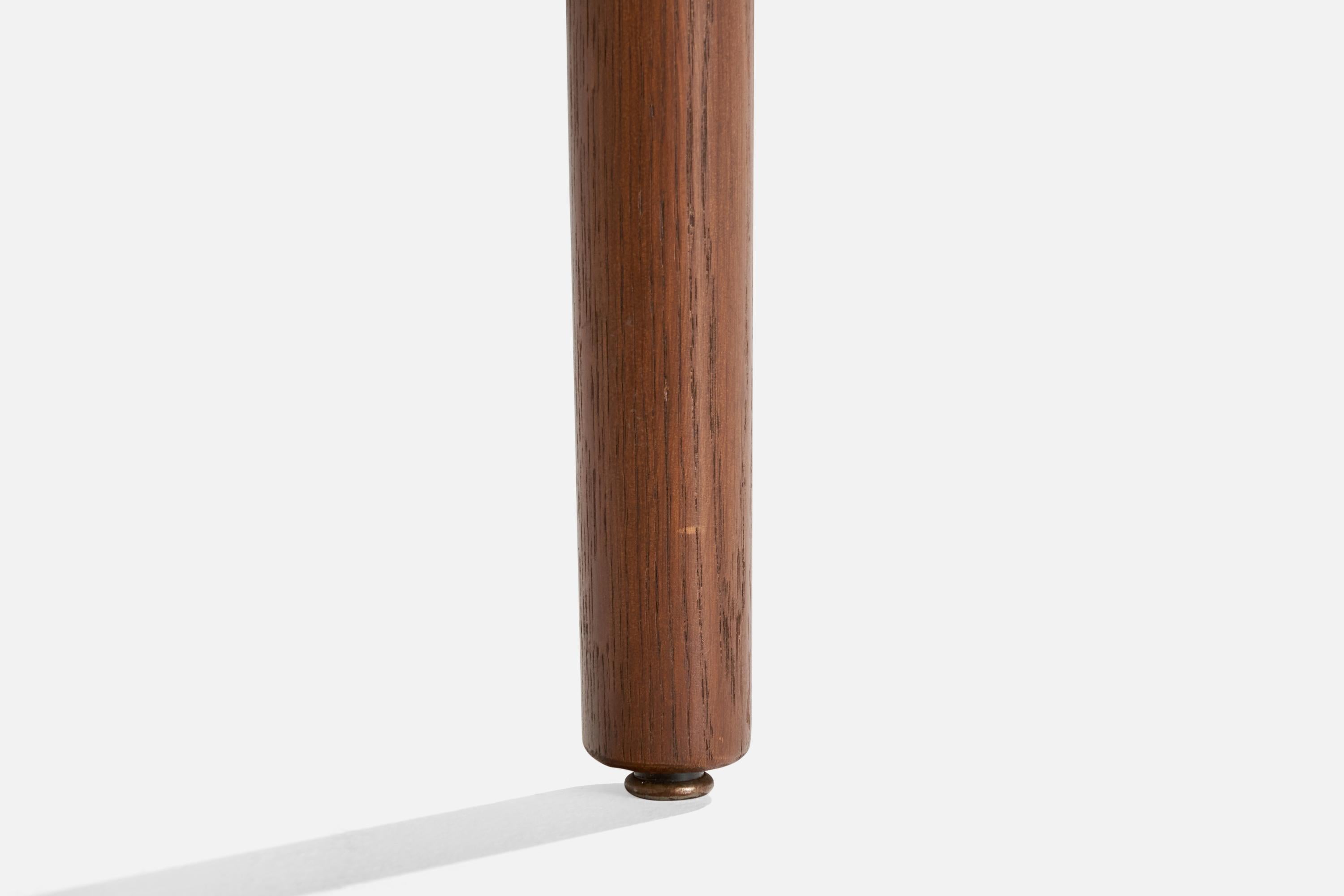Milieu du XXe siècle Designer américain, table basse organique, noyer, Oak, États-Unis, années 1960 en vente